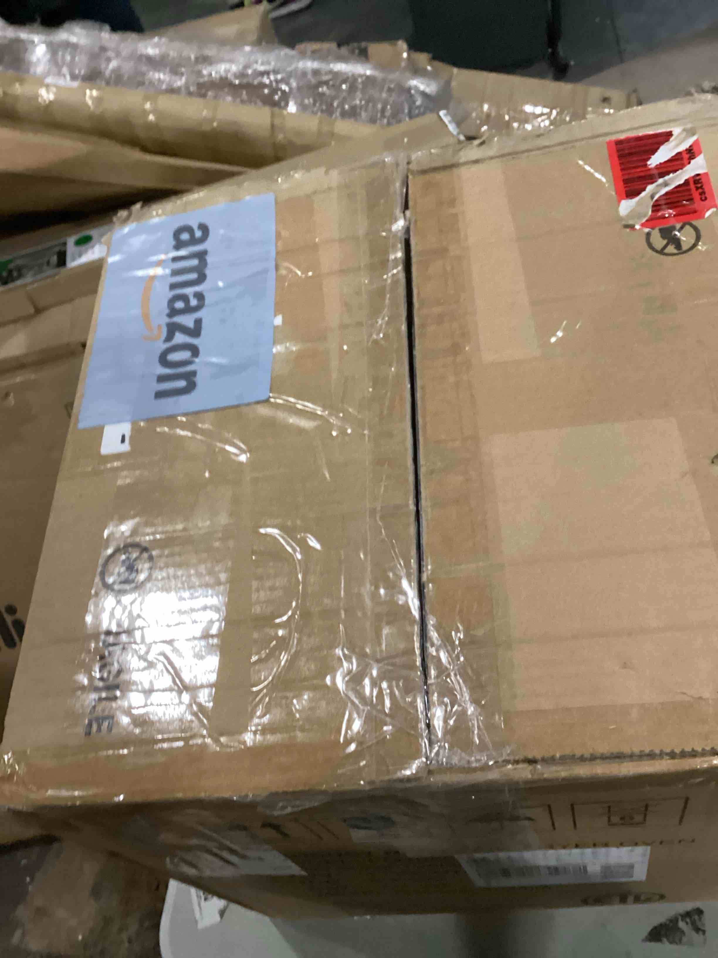 https://s3.amazonaws.com/lotting-images-prod/bidfta/YEL4078409_1710591325635.jpeg