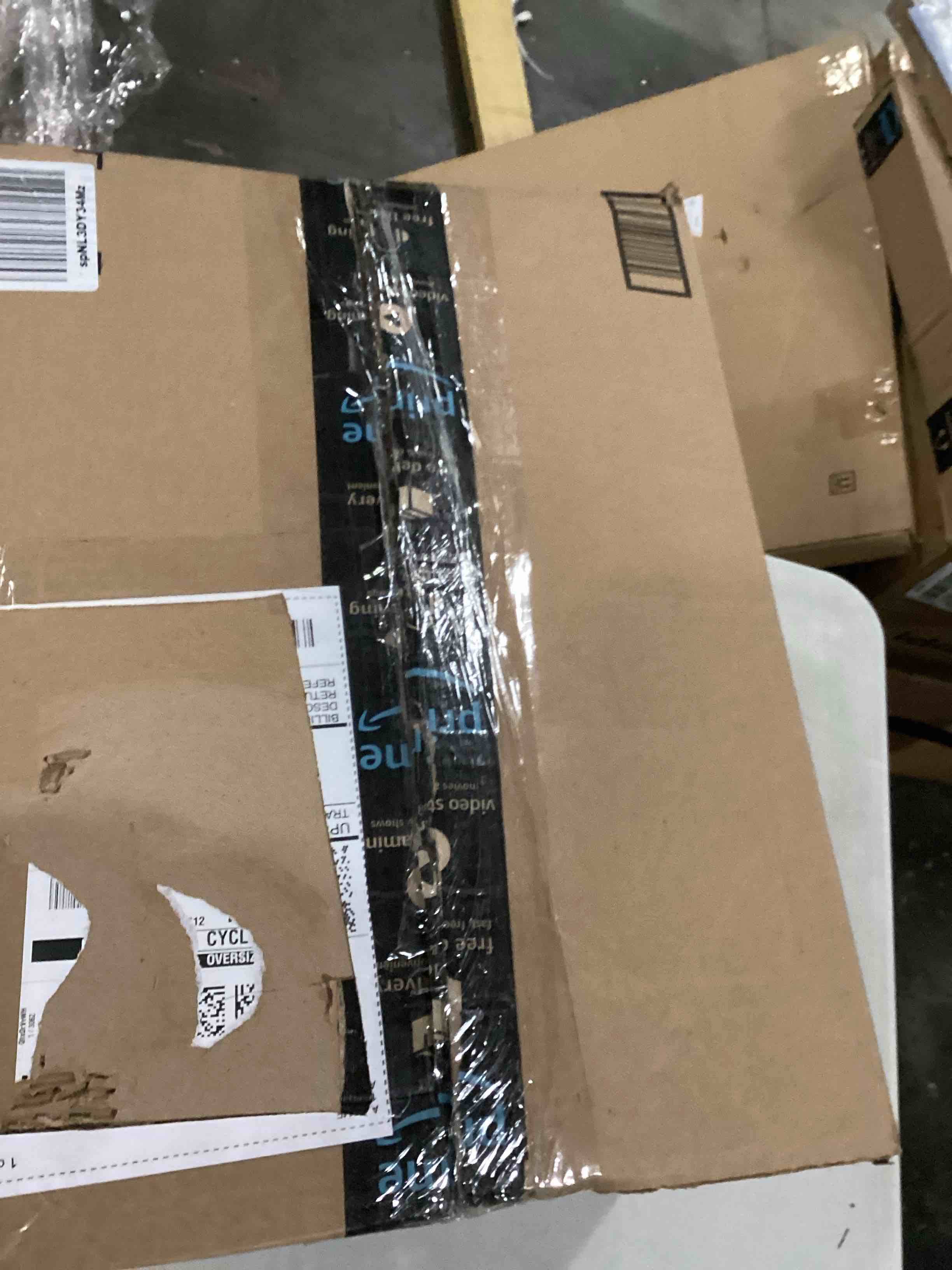 https://s3.amazonaws.com/lotting-images-prod/bidfta/YEL4078434_1710596618335.jpeg