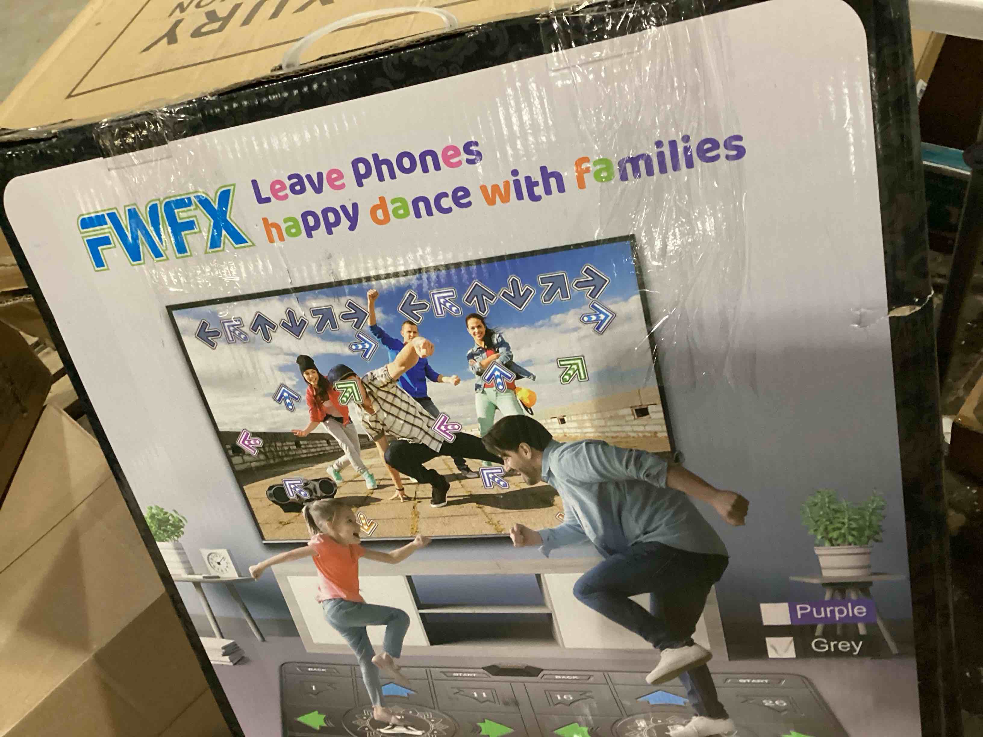 https://s3.amazonaws.com/lotting-images-prod/bidfta/YEL4078439_1710599587847.jpeg