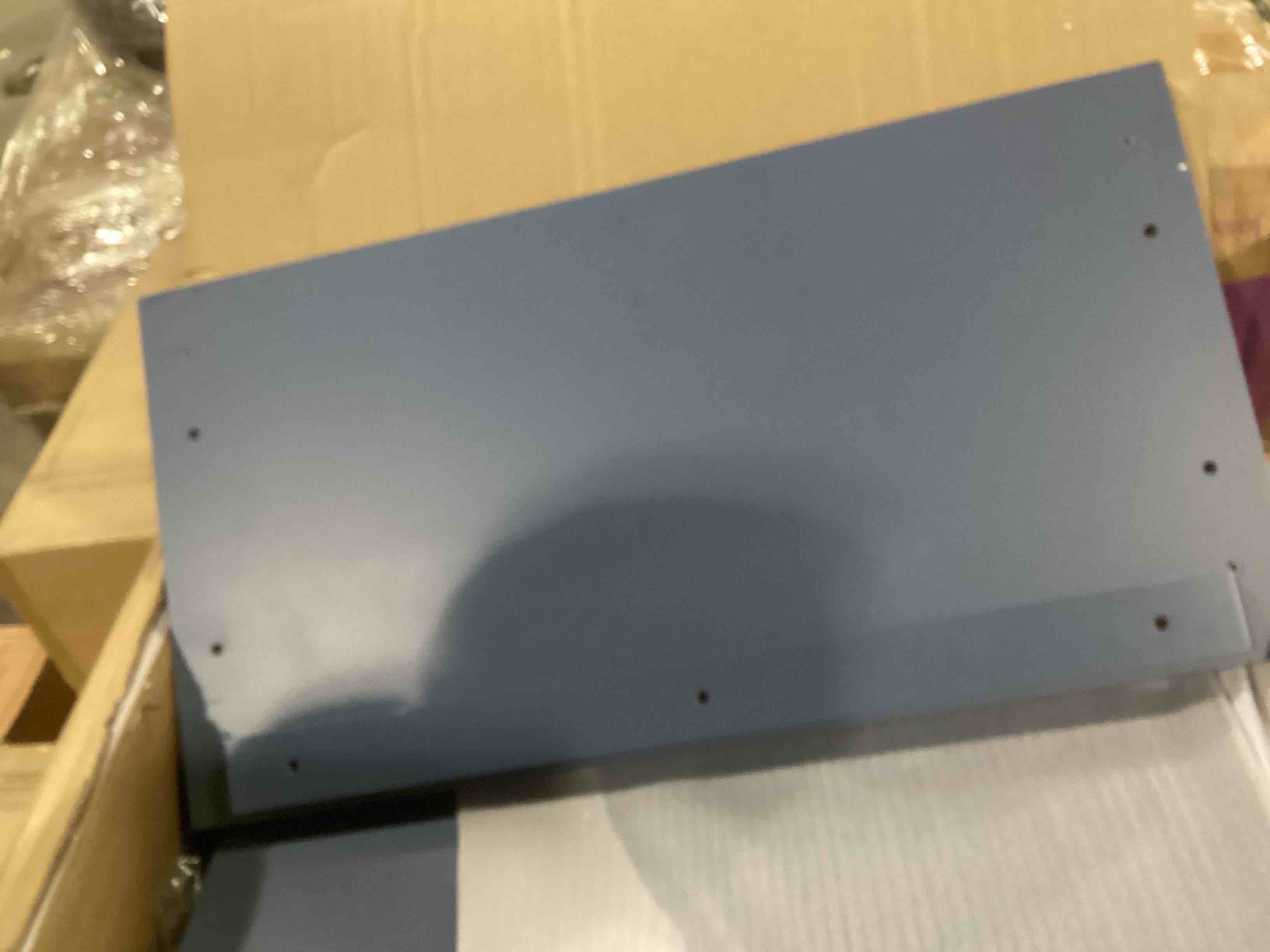 https://s3.amazonaws.com/lotting-images-prod/bidfta/YEL4078603_1710862489475.jpeg