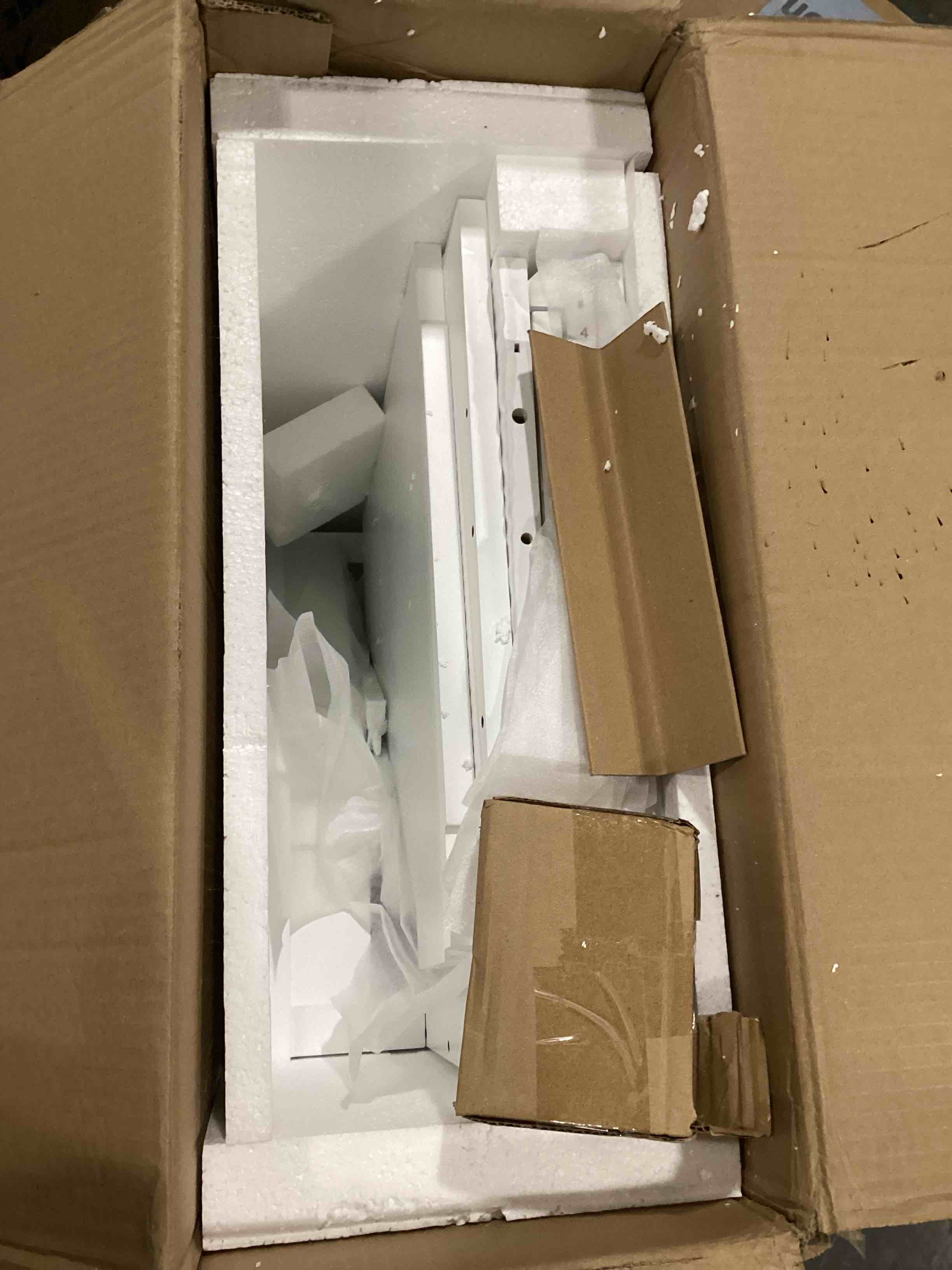https://s3.amazonaws.com/lotting-images-prod/bidfta/YEL4078612_1710870154199.jpeg
