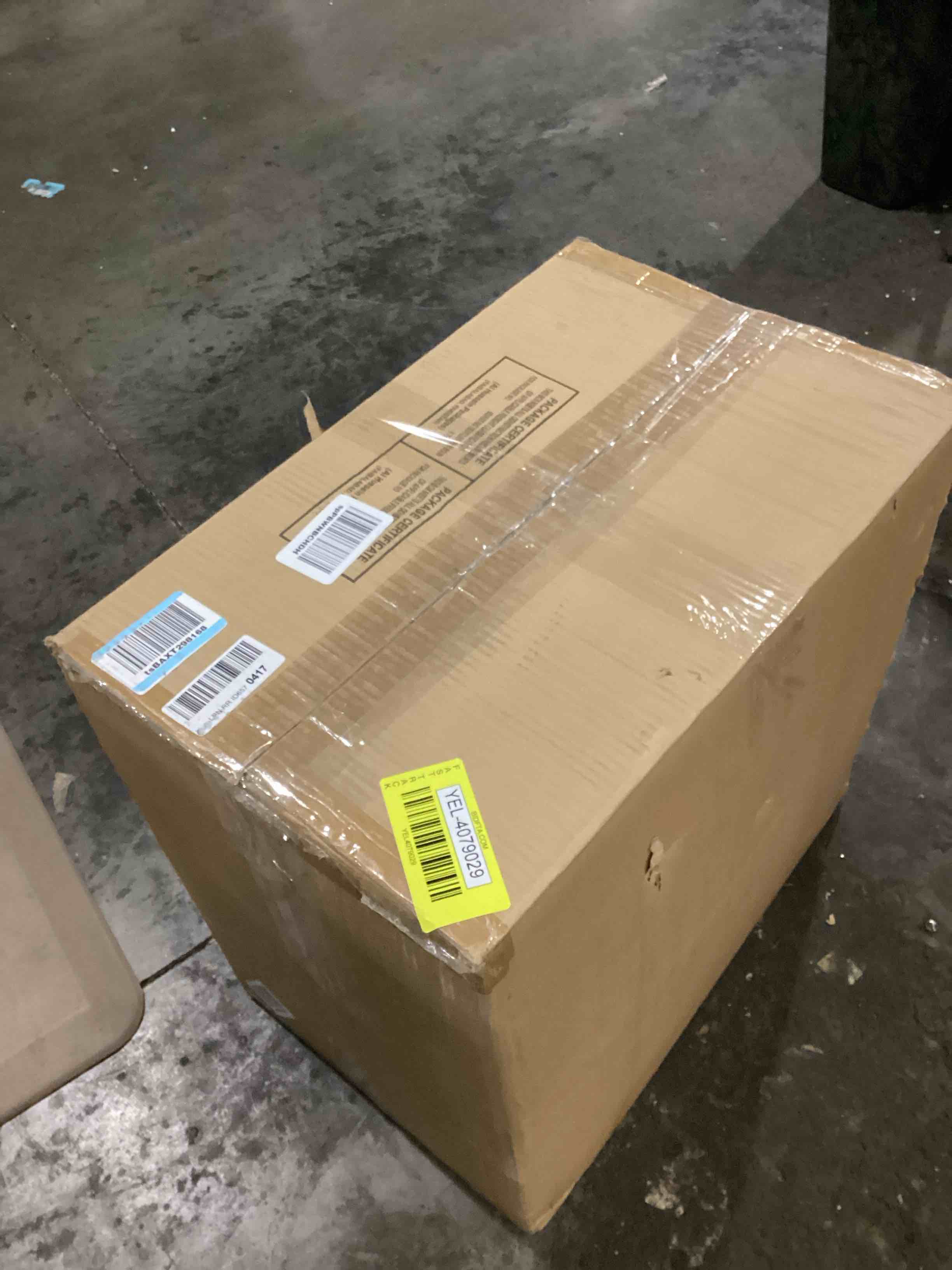 https://s3.amazonaws.com/lotting-images-prod/bidfta/YEL4079029_1709040809554.jpeg
