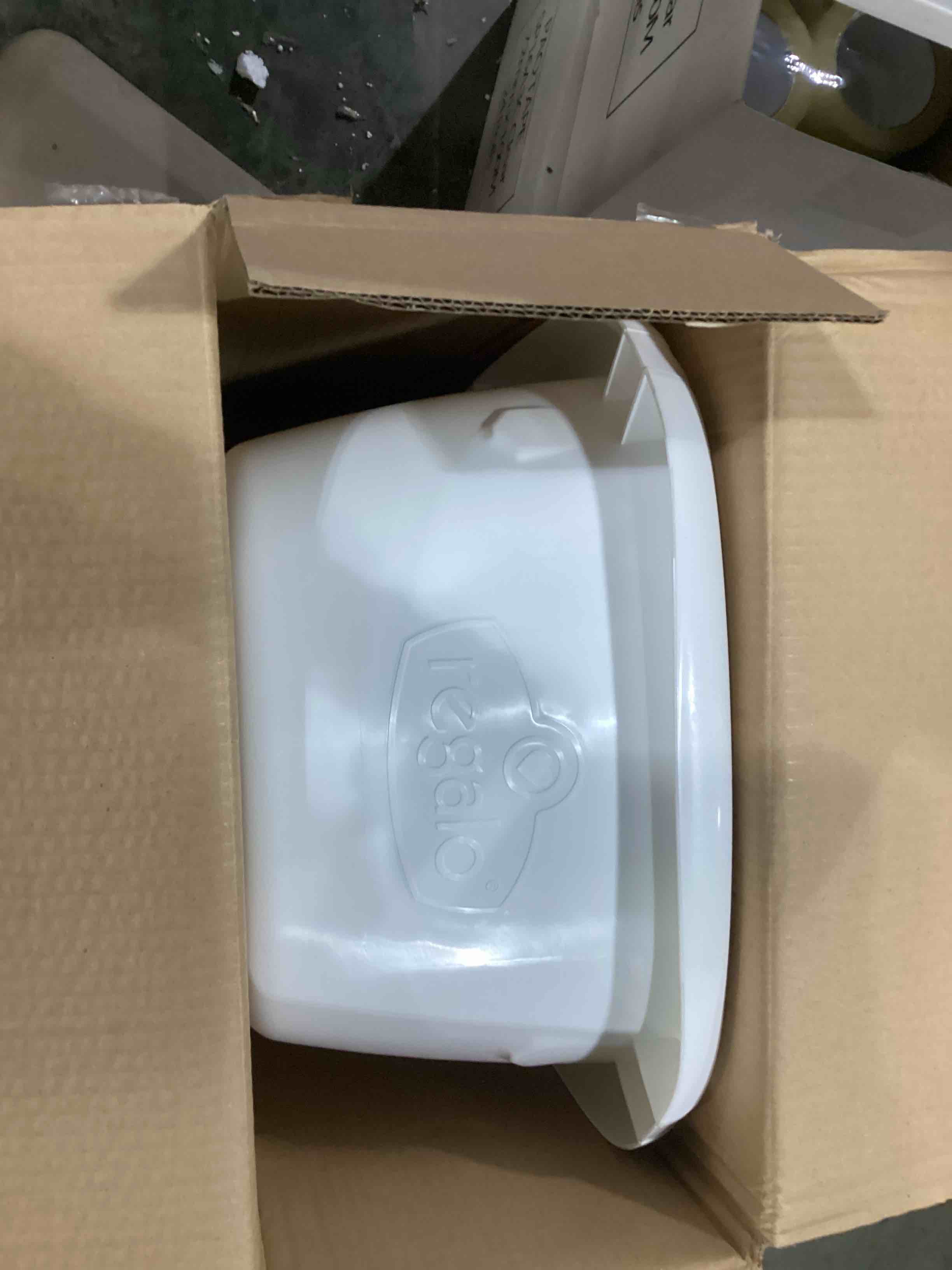 https://s3.amazonaws.com/lotting-images-prod/bidfta/YEL4079586_1709741606010.jpeg