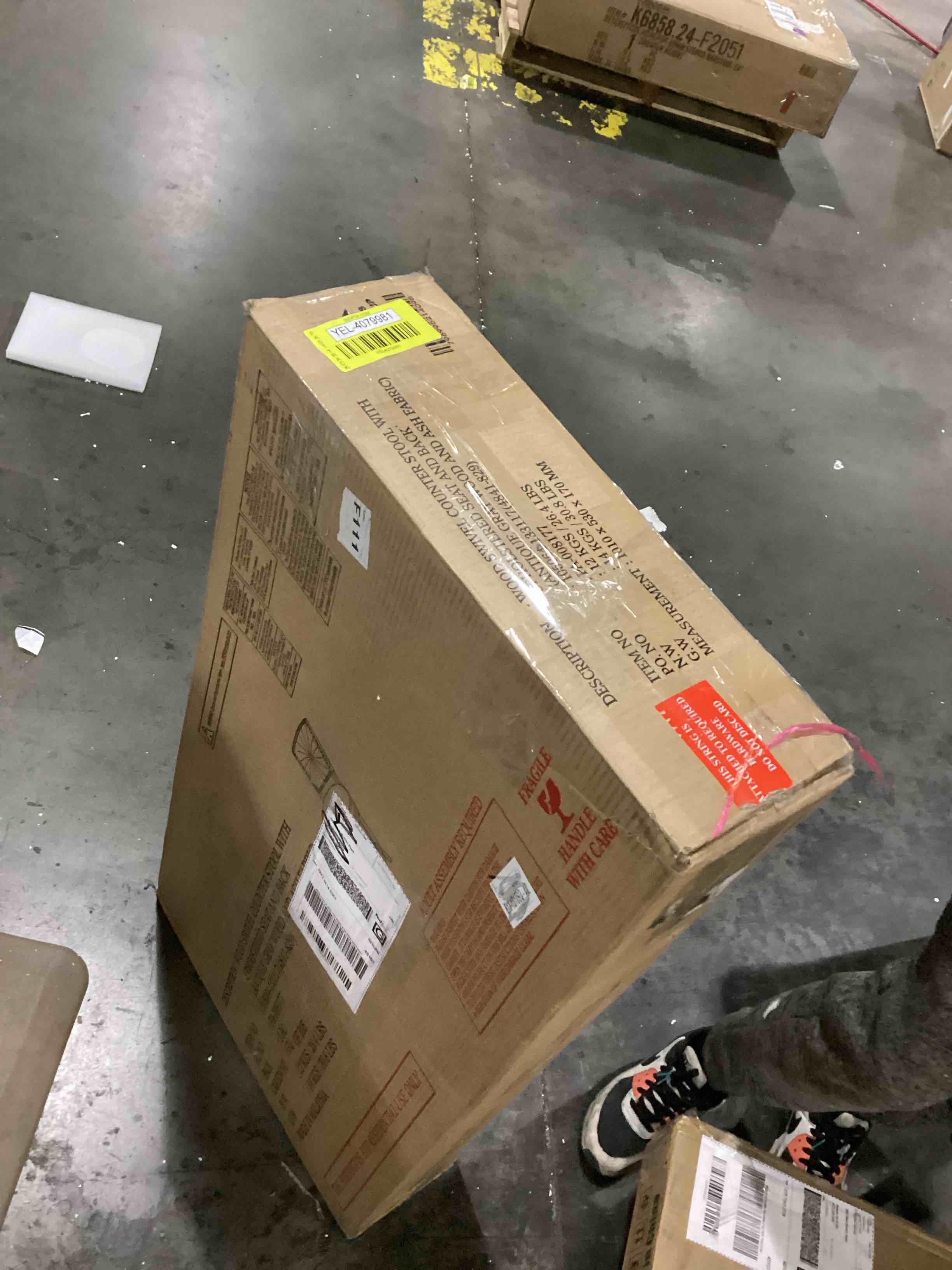 https://s3.amazonaws.com/lotting-images-prod/bidfta/YEL4079981_1710250034742.jpeg