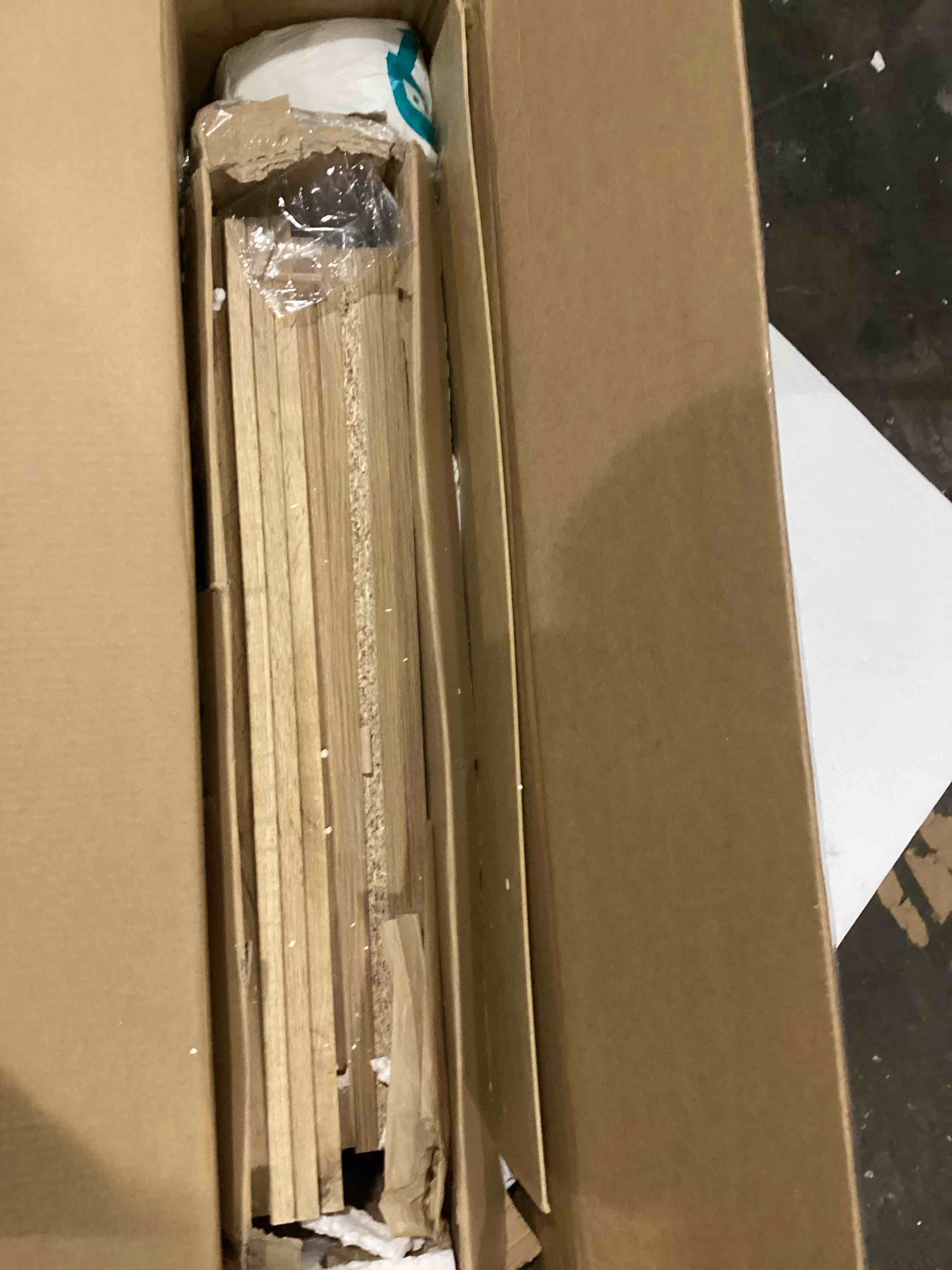 https://s3.amazonaws.com/lotting-images-prod/bidfta/YEL4079987_1710253180693.jpeg