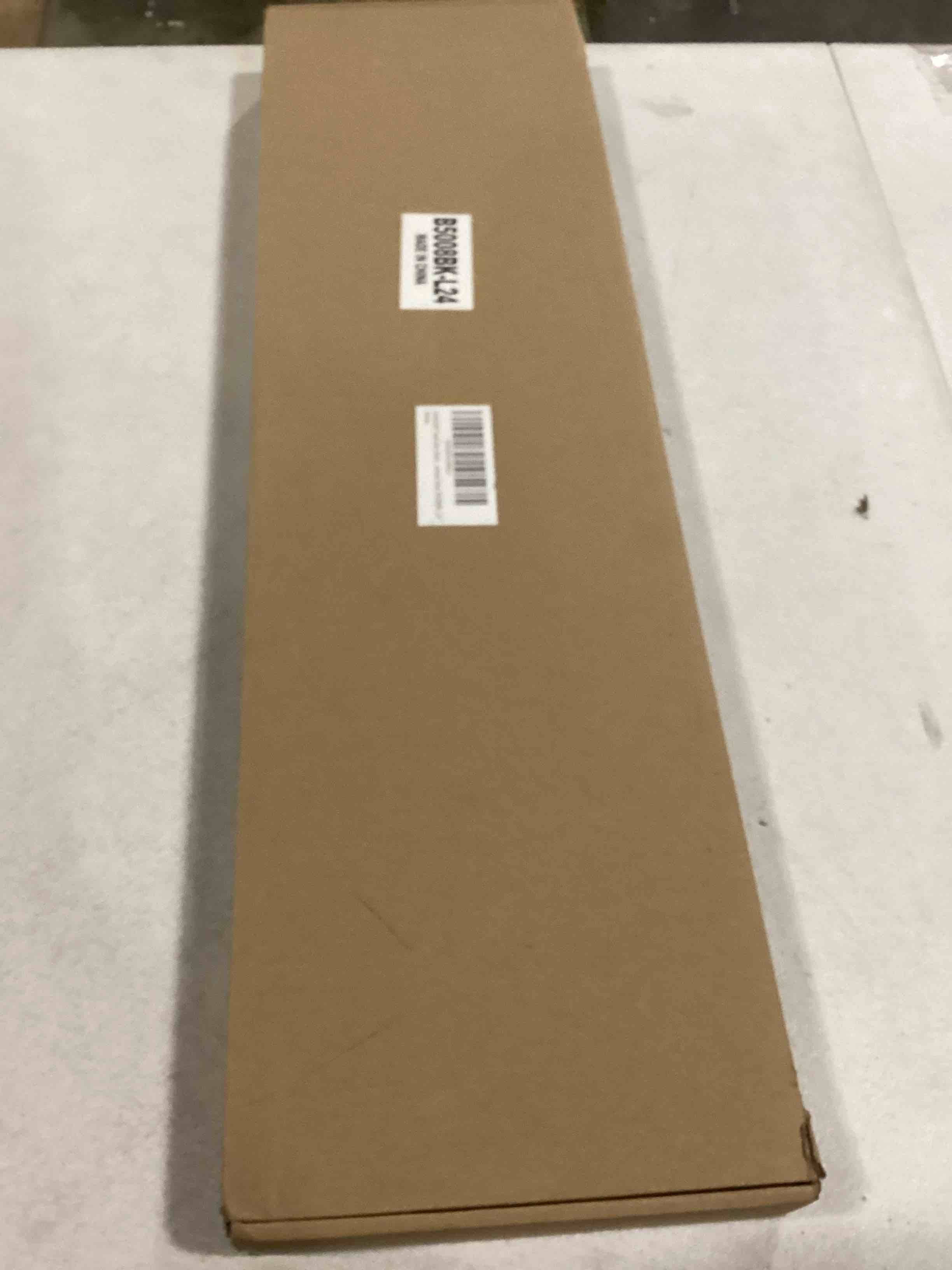 https://s3.amazonaws.com/lotting-images-prod/bidfta/YEL4080949_1708011442002.jpeg