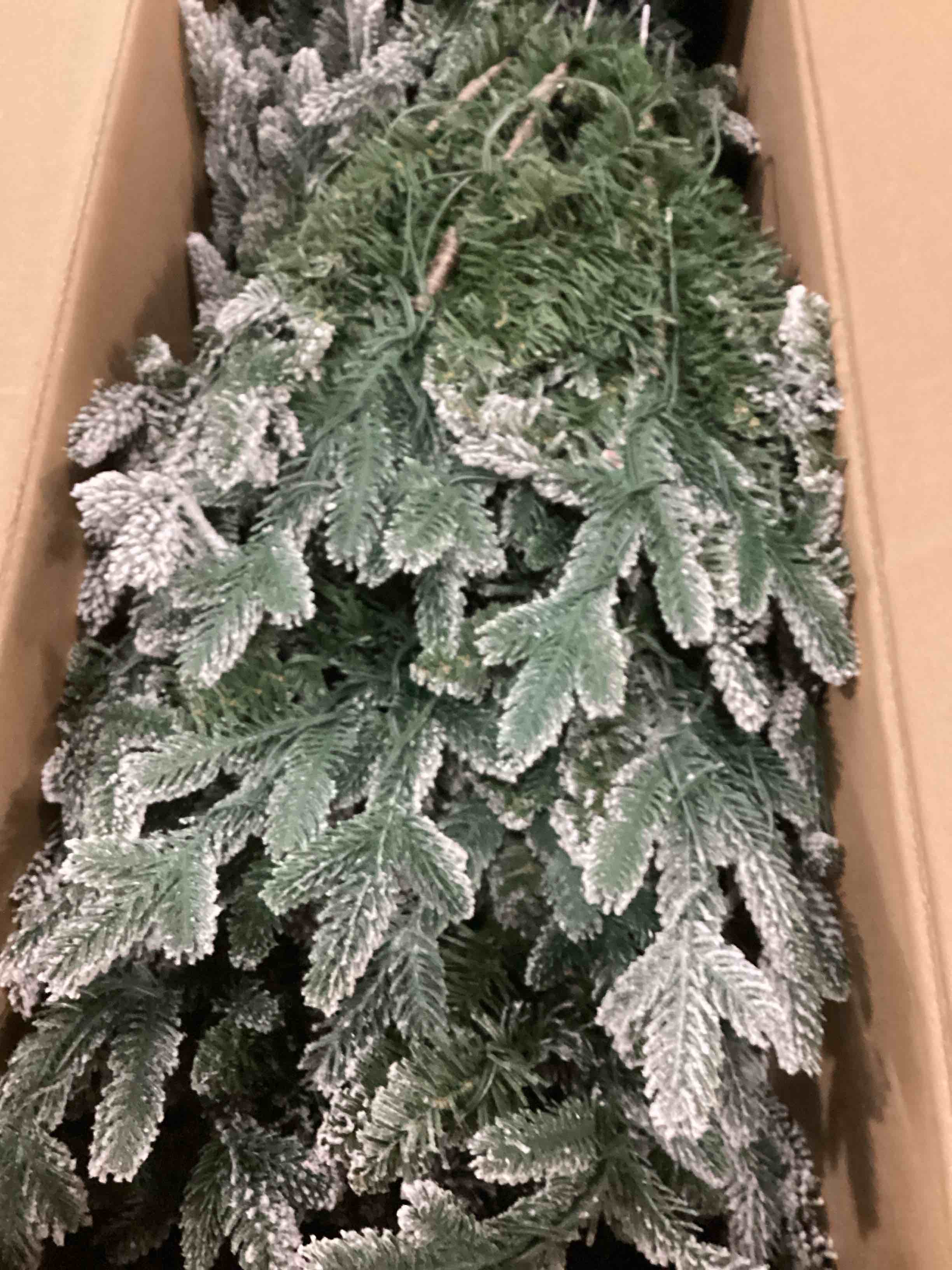 https://s3.amazonaws.com/lotting-images-prod/bidfta/YEL4081473_1709230521168.jpeg
