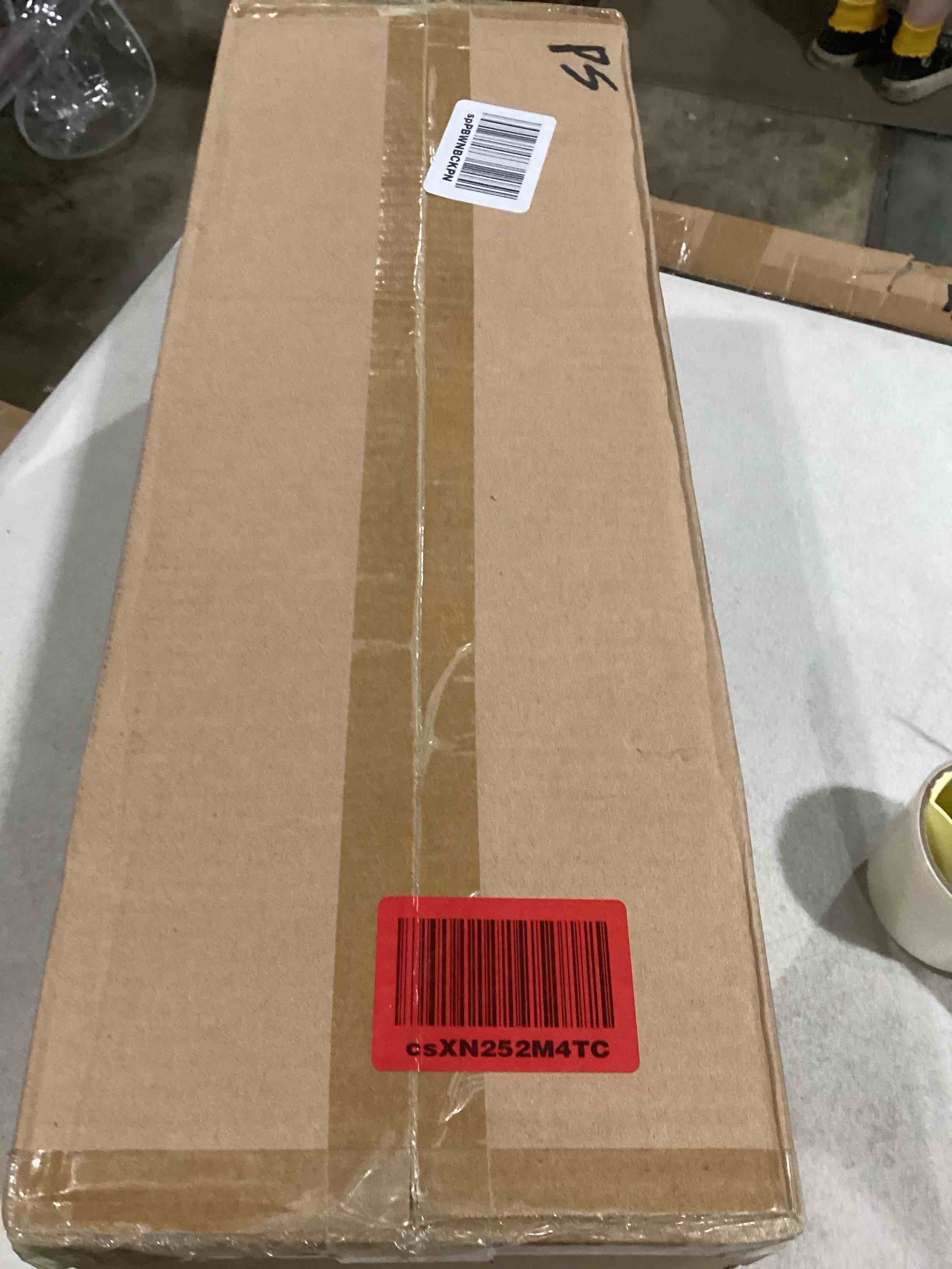 https://s3.amazonaws.com/lotting-images-prod/bidfta/YEL4081860_1709660963488.jpeg
