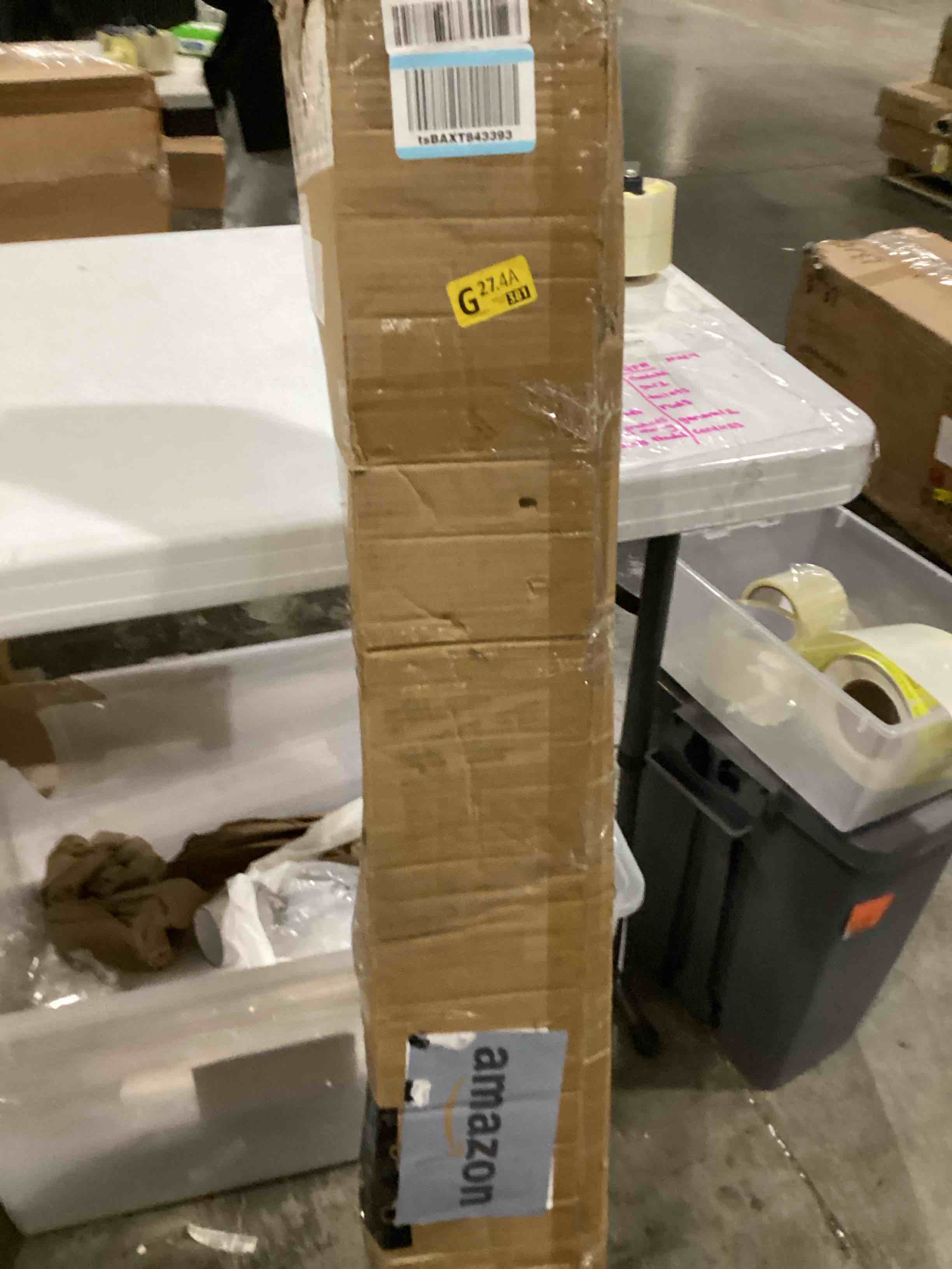https://s3.amazonaws.com/lotting-images-prod/bidfta/YEL4082156_1709915796167.jpeg