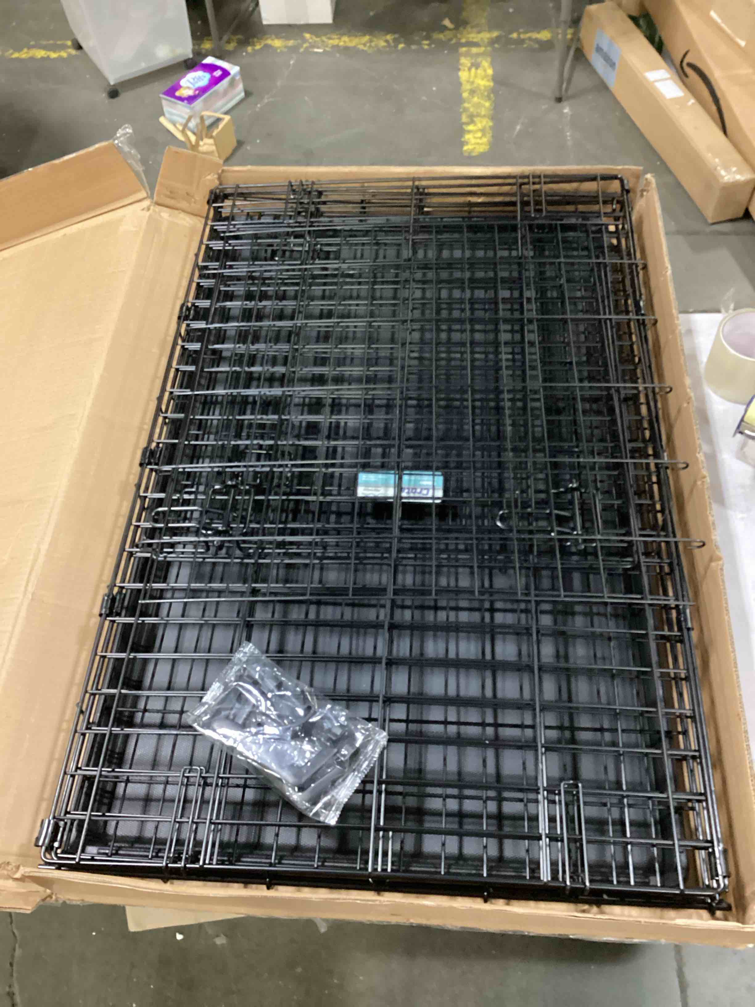 https://s3.amazonaws.com/lotting-images-prod/bidfta/YEL4082258_1710253587549.jpeg