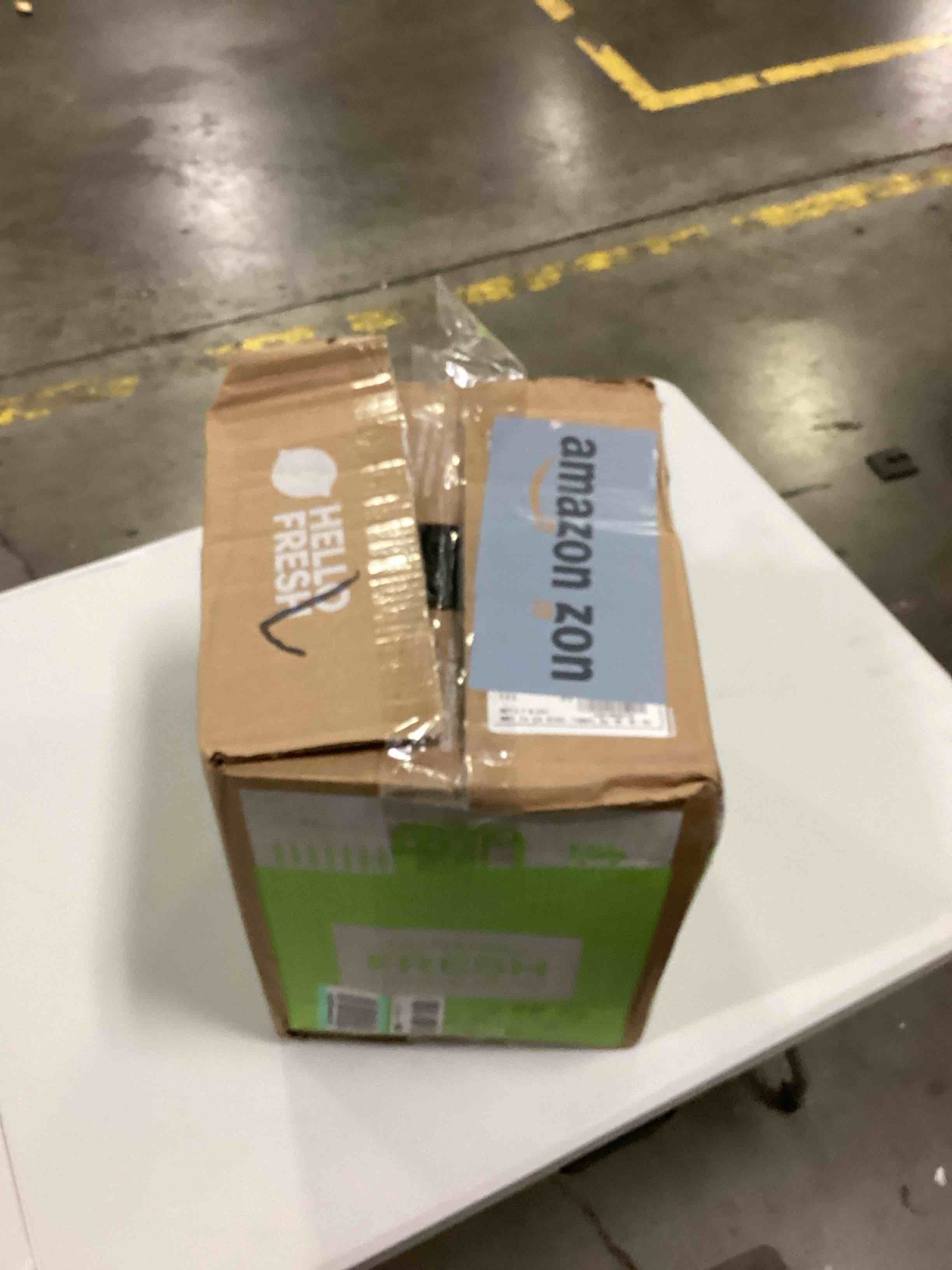 https://s3.amazonaws.com/lotting-images-prod/bidfta/YEL4082459_1710506179636.jpeg