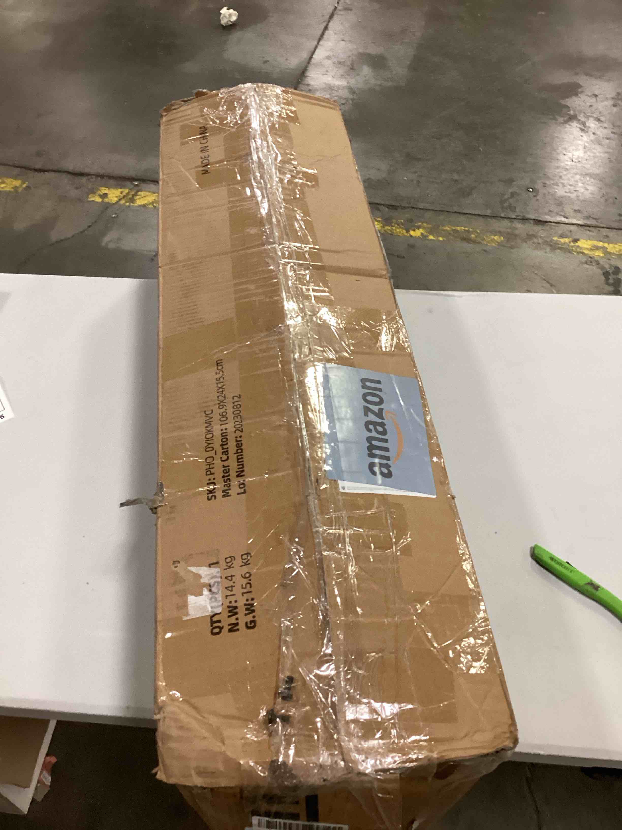 https://s3.amazonaws.com/lotting-images-prod/bidfta/YEL4082511_1710524637109.jpeg