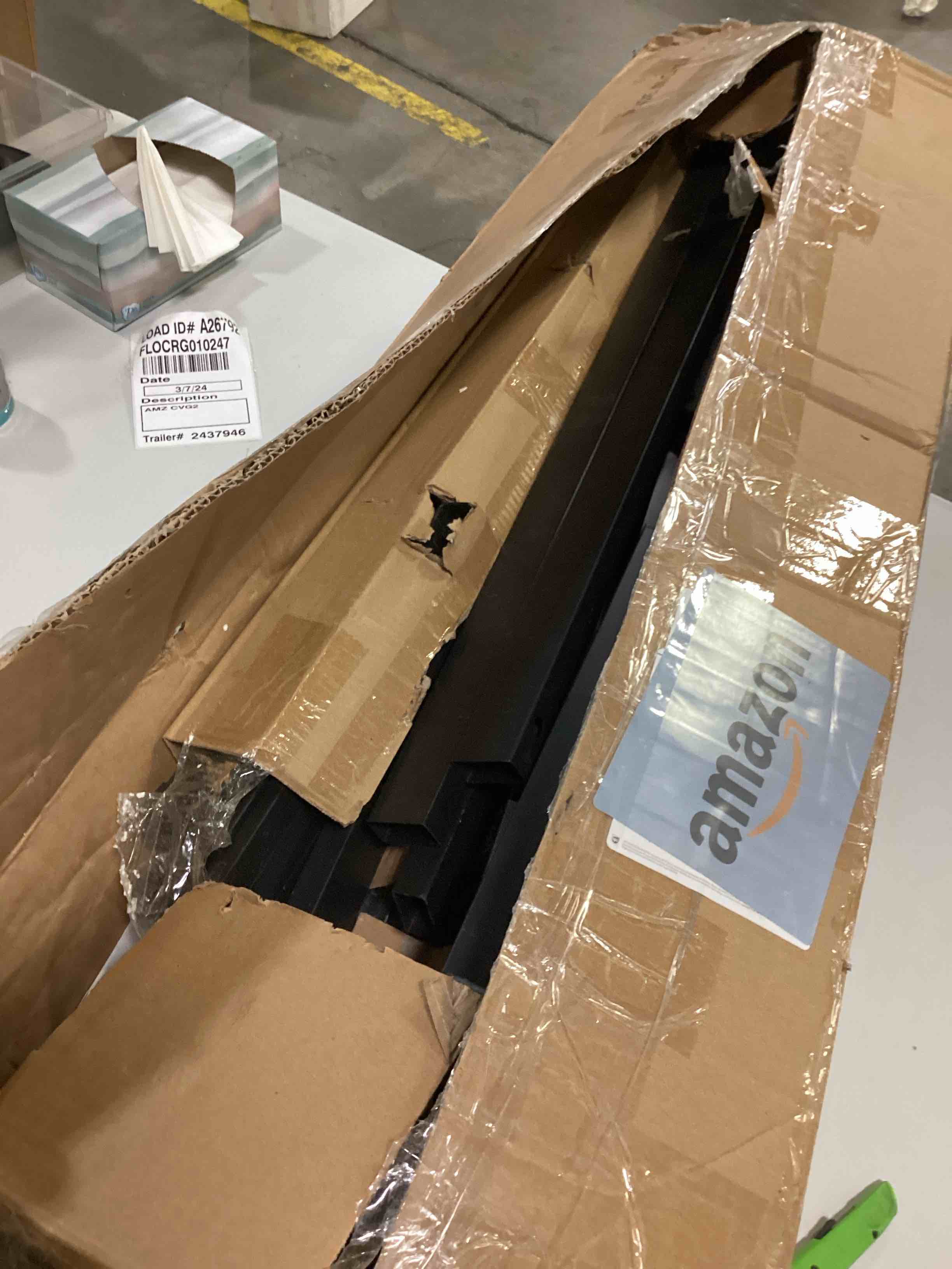 https://s3.amazonaws.com/lotting-images-prod/bidfta/YEL4082511_1710524672974.jpeg
