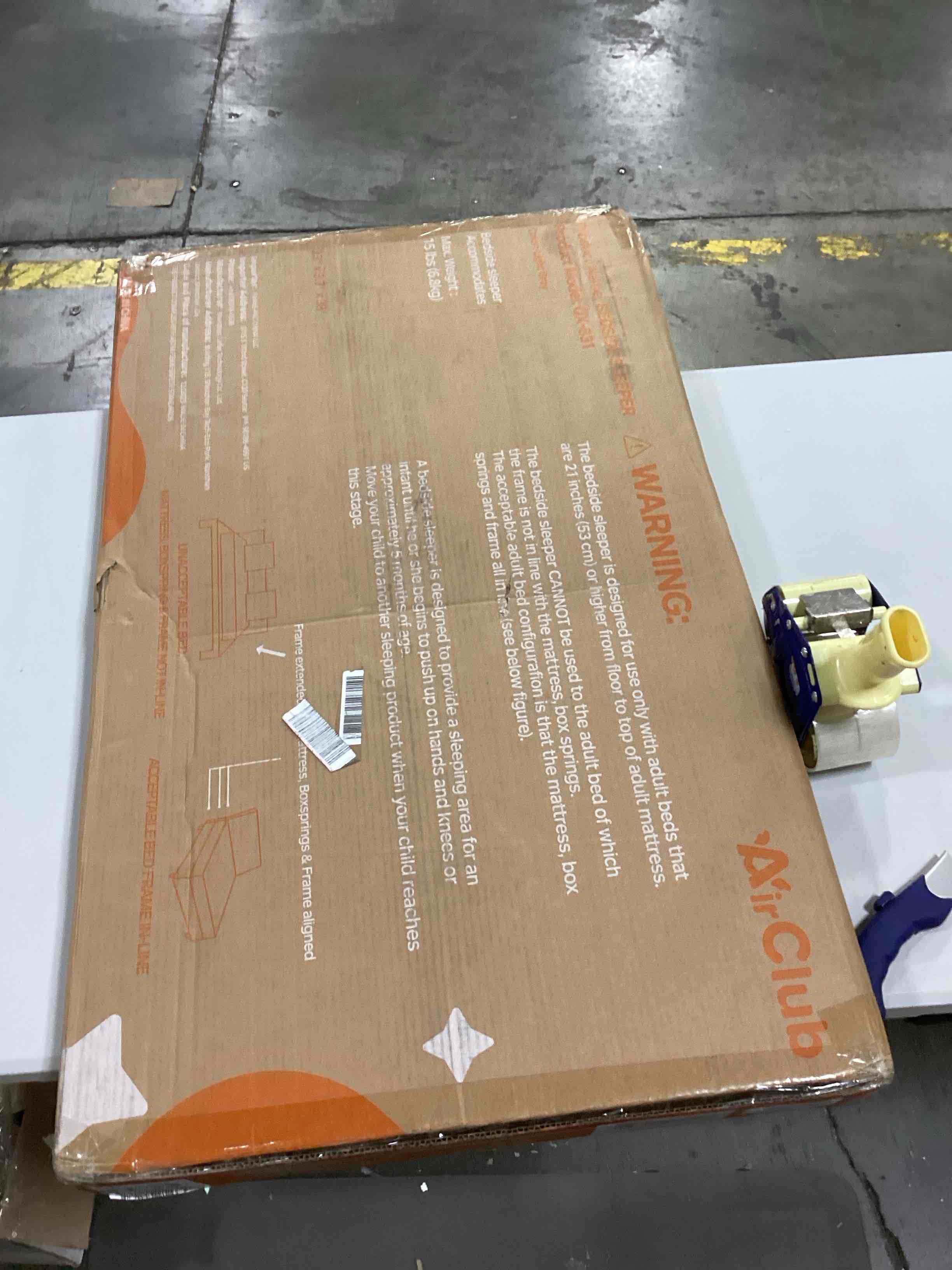 https://s3.amazonaws.com/lotting-images-prod/bidfta/YEL4082545_1710599909915.jpeg