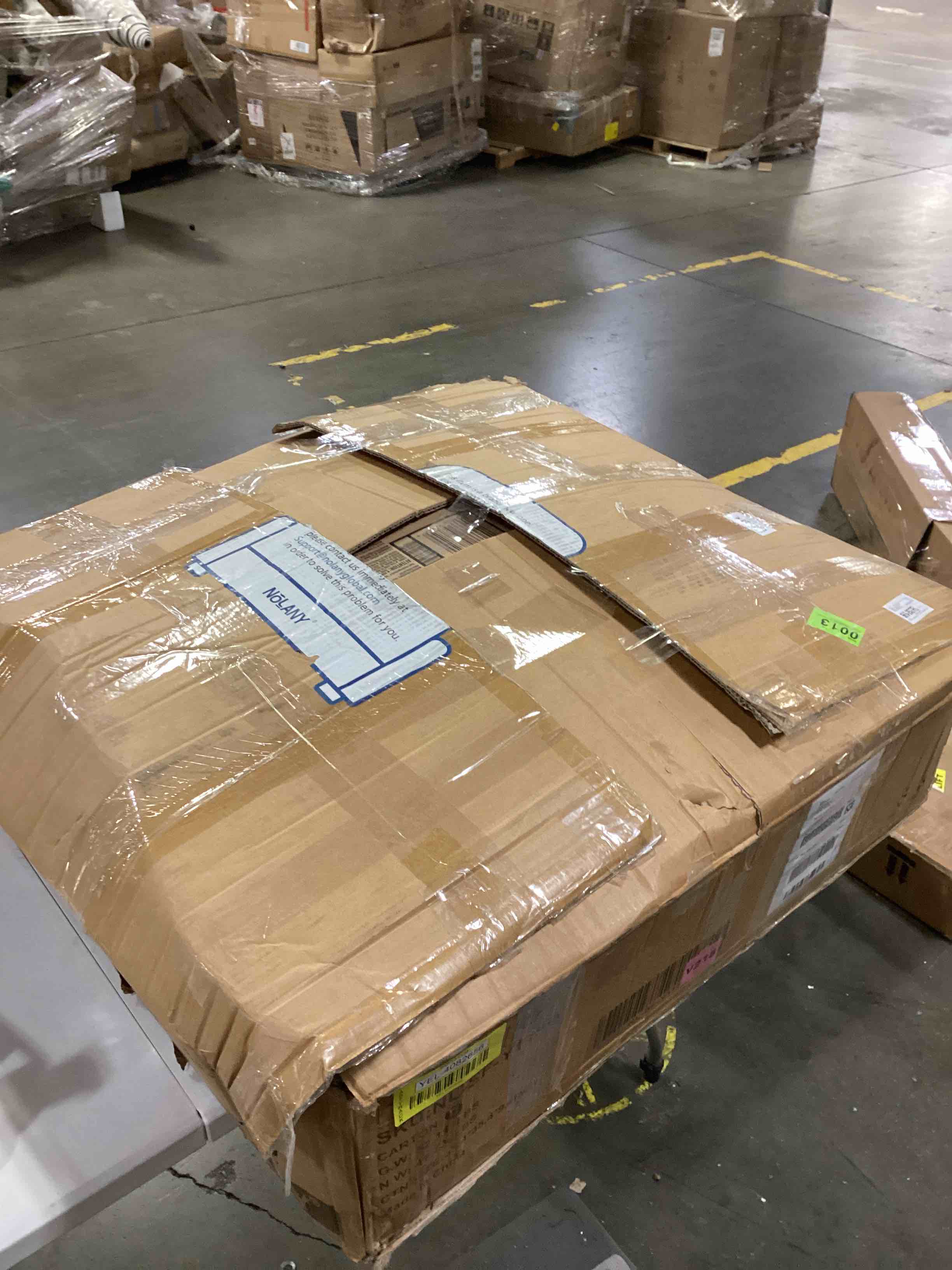 https://s3.amazonaws.com/lotting-images-prod/bidfta/YEL4082656_1710855573376.jpeg