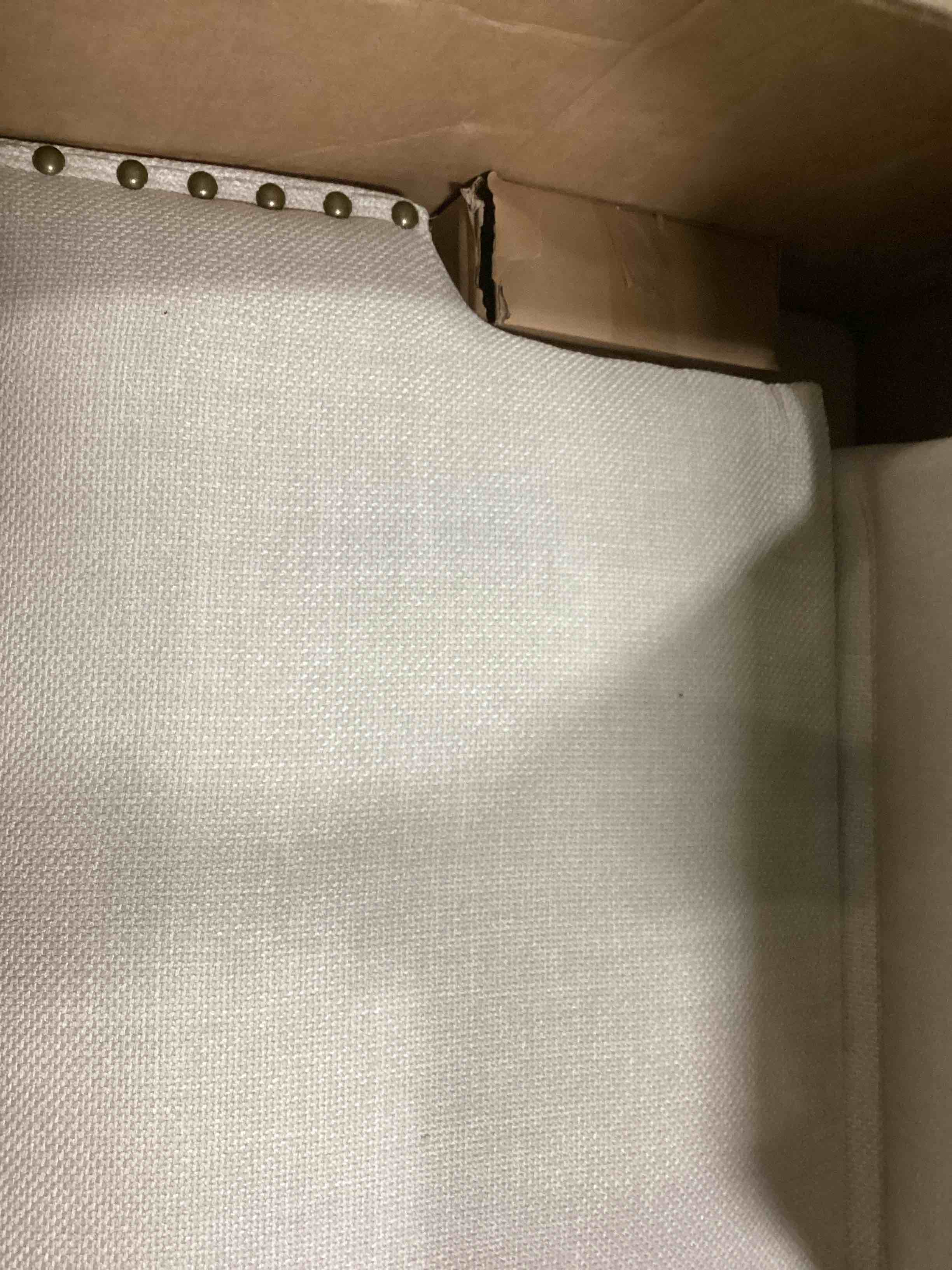 https://s3.amazonaws.com/lotting-images-prod/bidfta/YEL4083178_1712319626077.jpeg