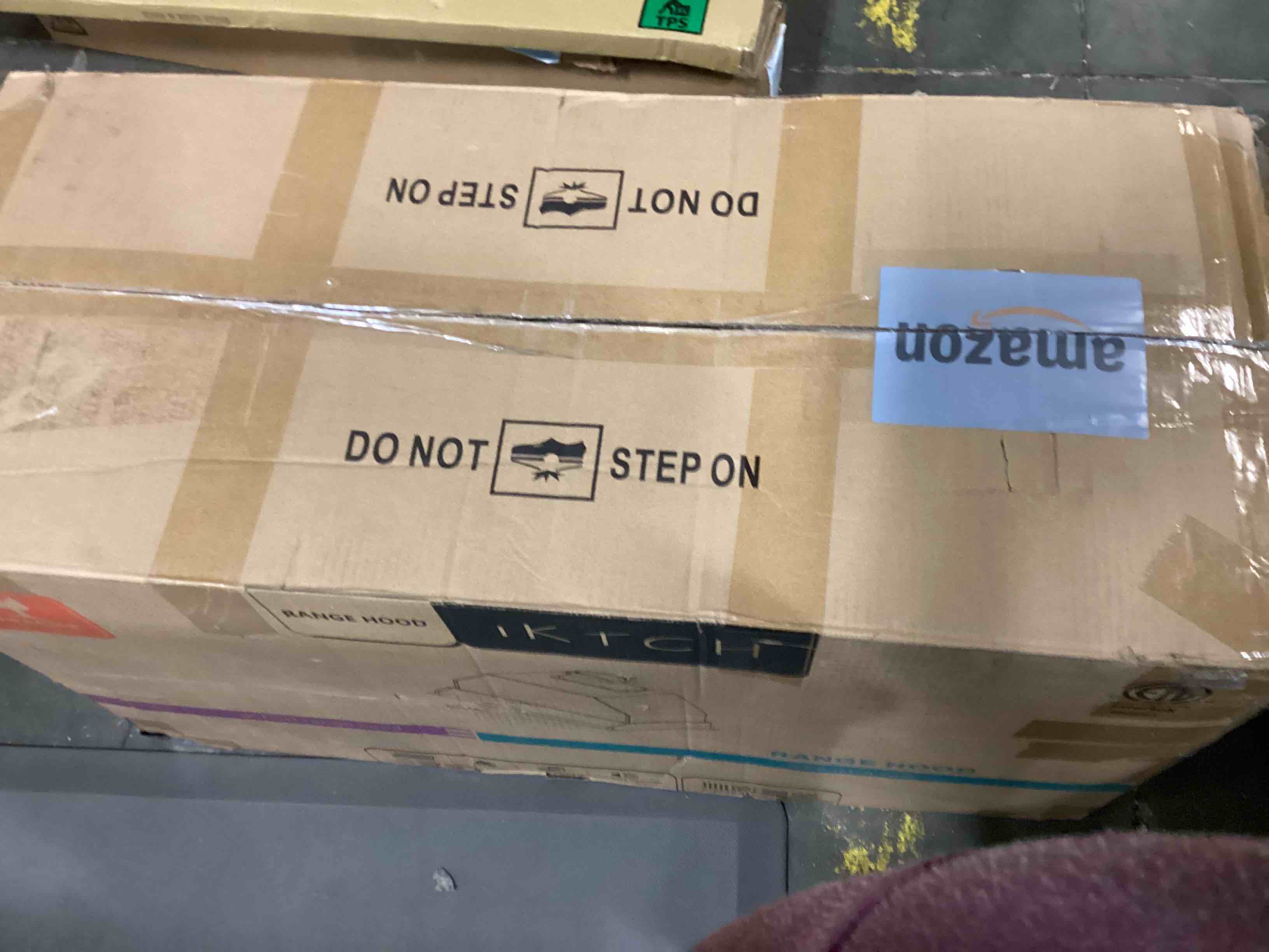 https://s3.amazonaws.com/lotting-images-prod/bidfta/YEL4083994_1710329758038.jpeg