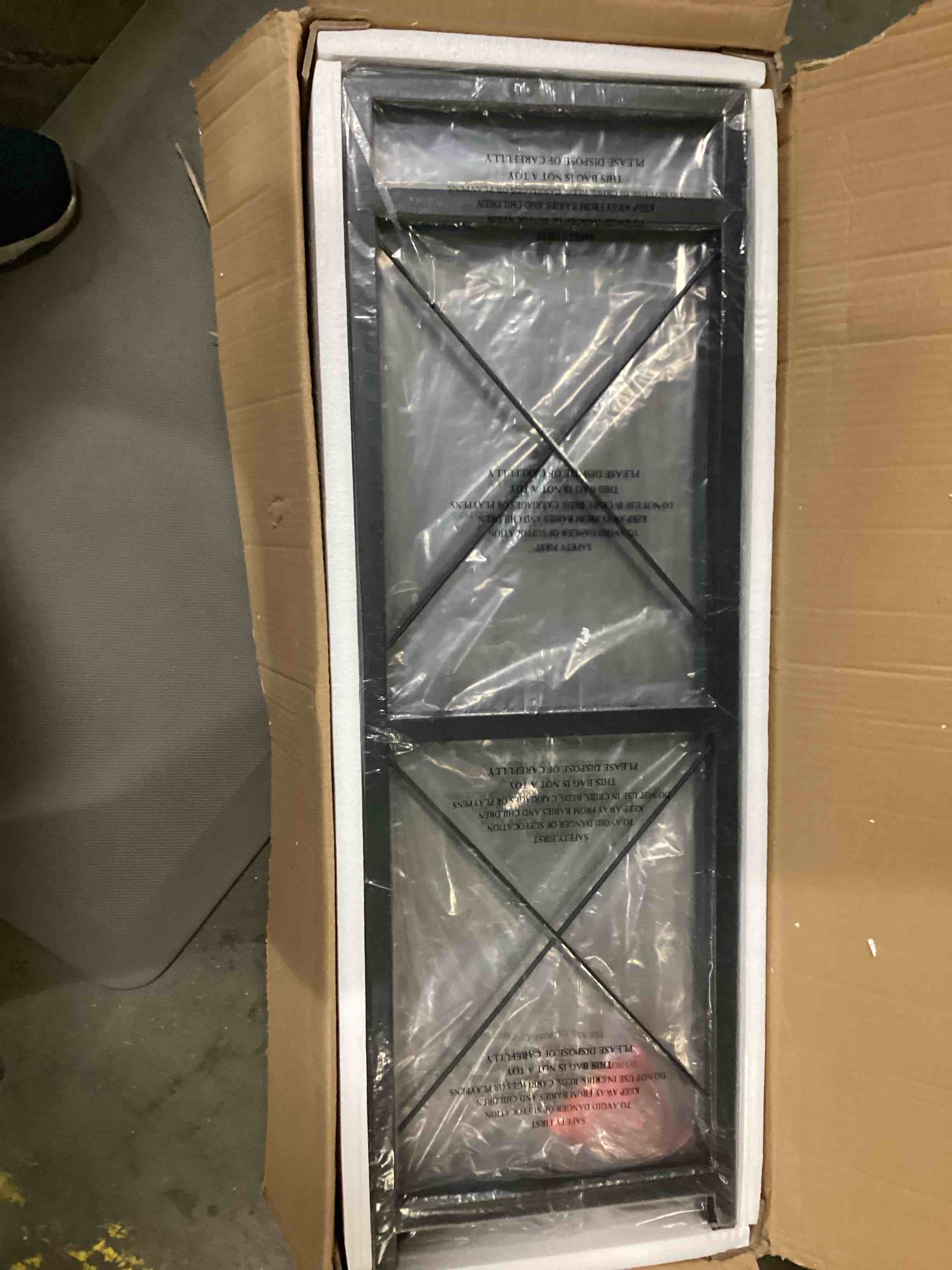 https://s3.amazonaws.com/lotting-images-prod/bidfta/YEL4084018_1710339965440.jpeg