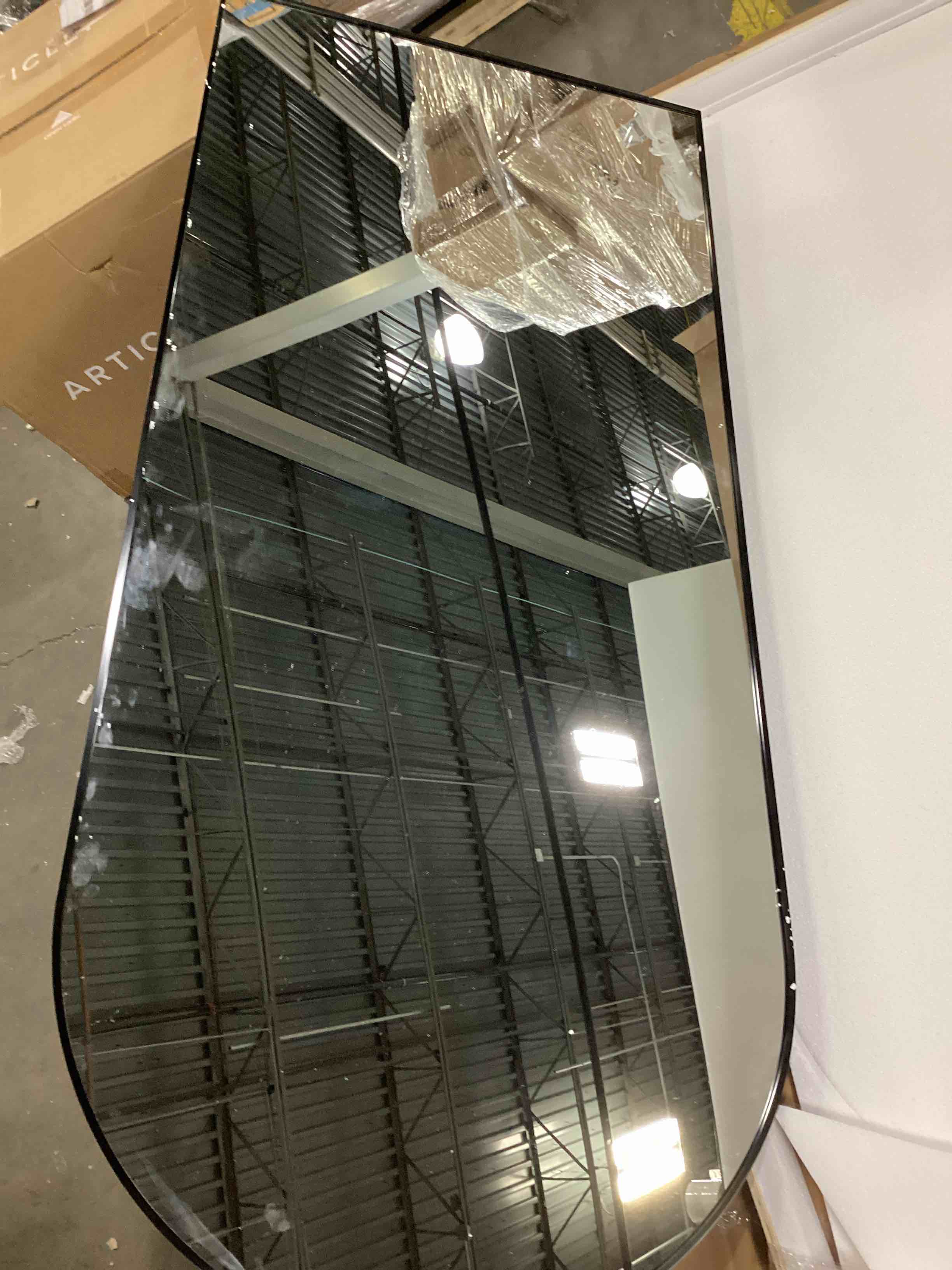 https://s3.amazonaws.com/lotting-images-prod/bidfta/YEL4084904_1713191346516.jpeg