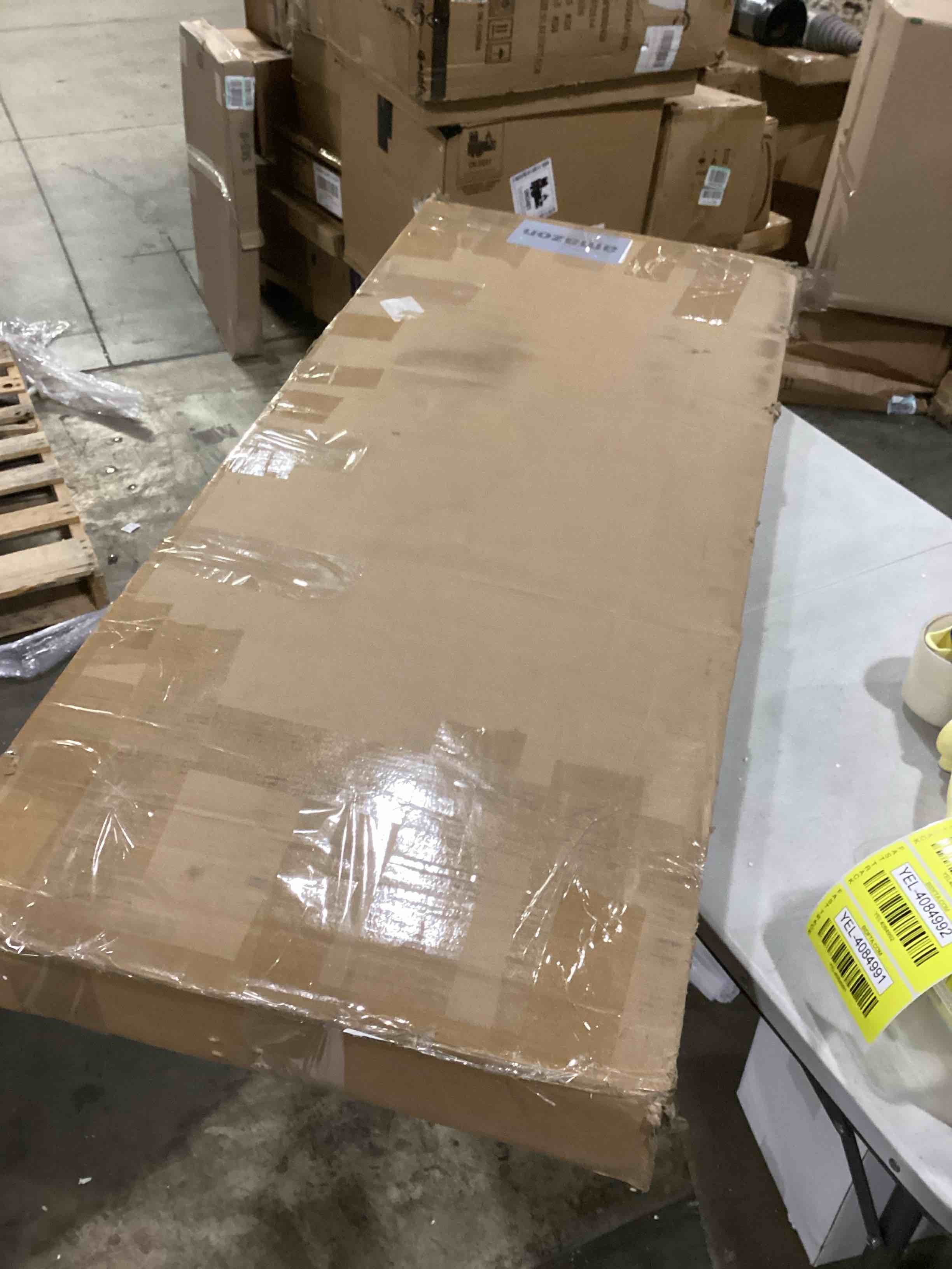 https://s3.amazonaws.com/lotting-images-prod/bidfta/YEL4084991_1709223104828.jpeg