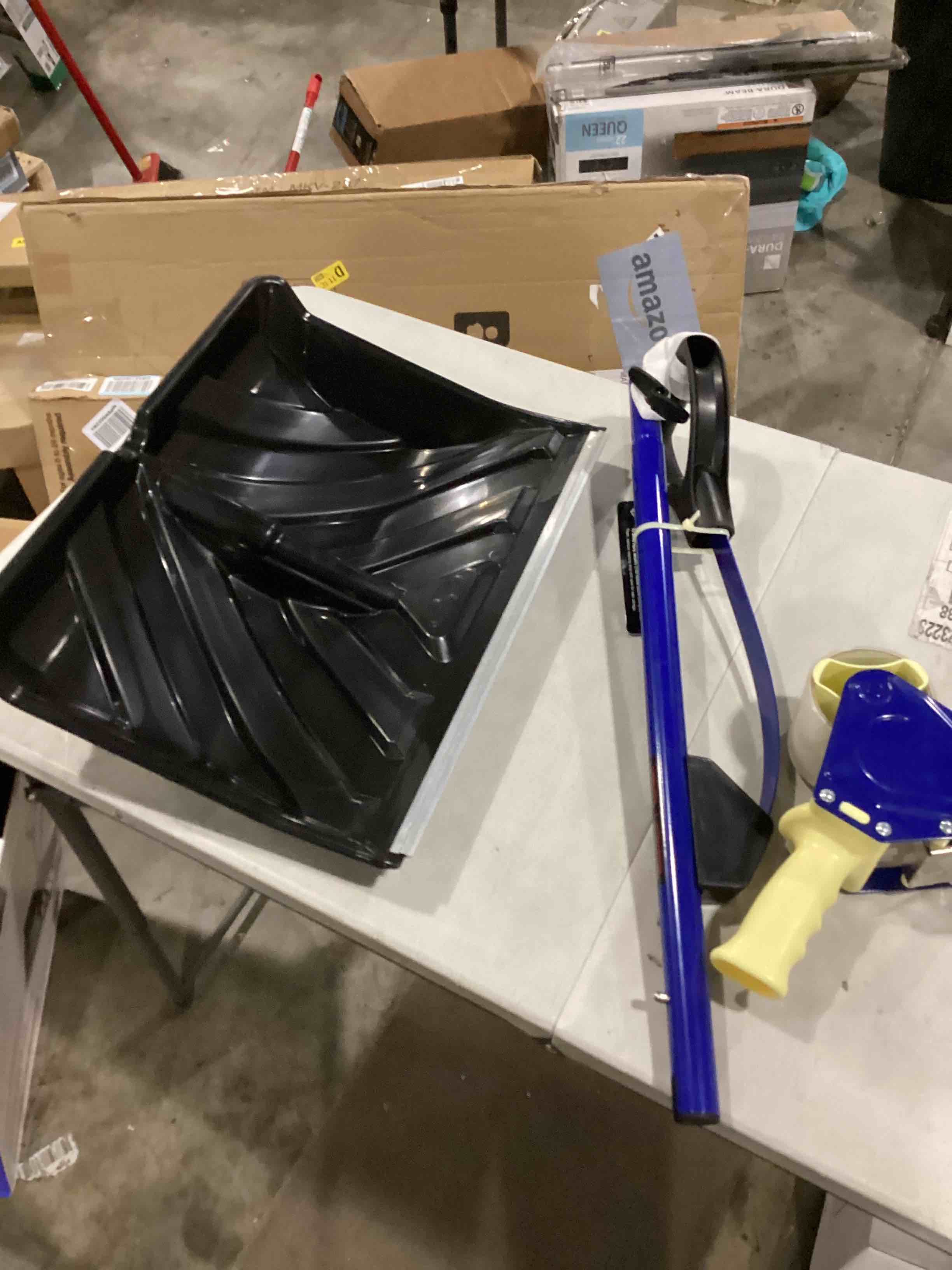 https://s3.amazonaws.com/lotting-images-prod/bidfta/YEL4085183_1709557900165.jpeg