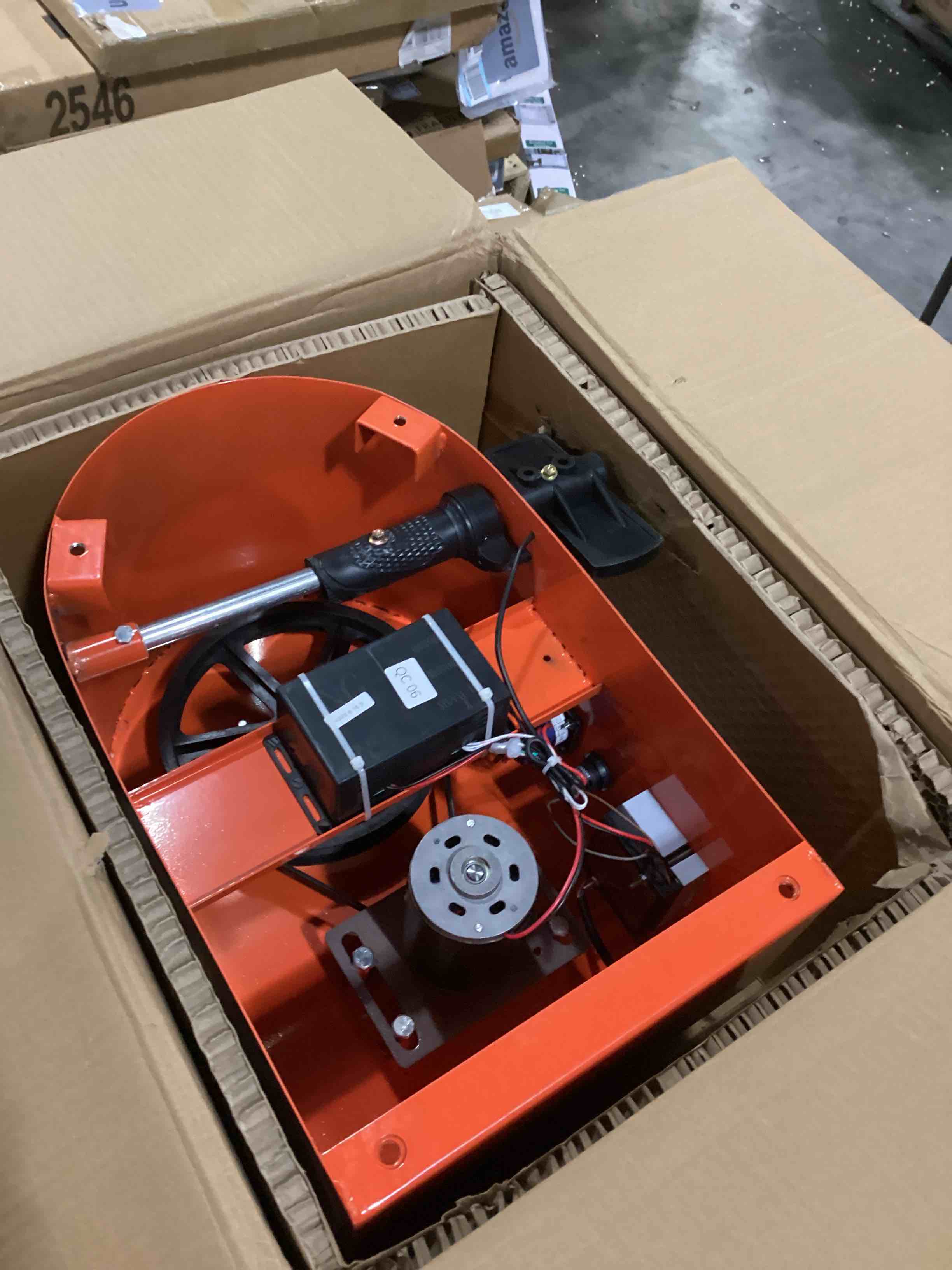 https://s3.amazonaws.com/lotting-images-prod/bidfta/YEL4085285_1709580962578.jpeg