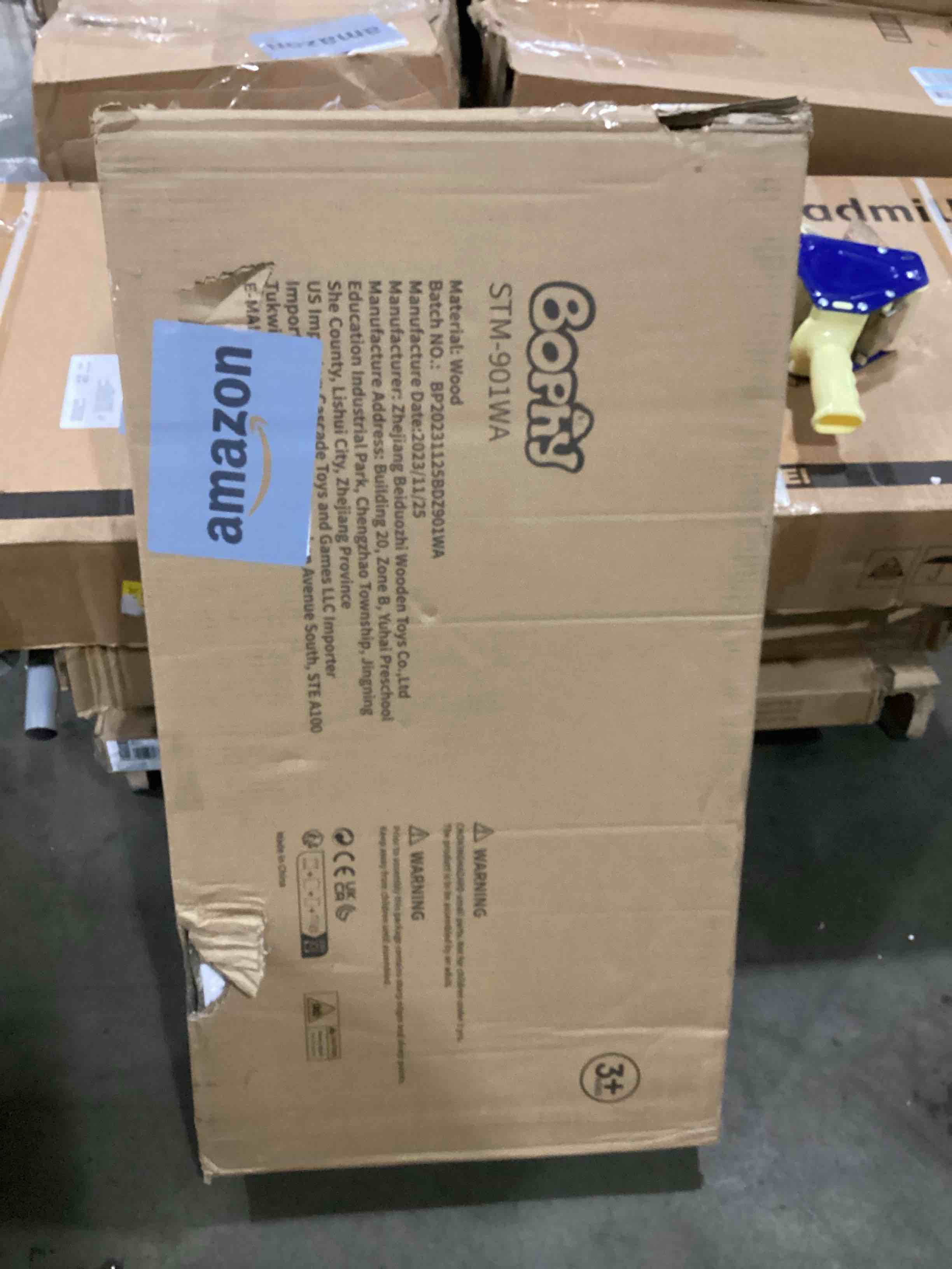 https://s3.amazonaws.com/lotting-images-prod/bidfta/YEL4085443_1709740422603.jpeg