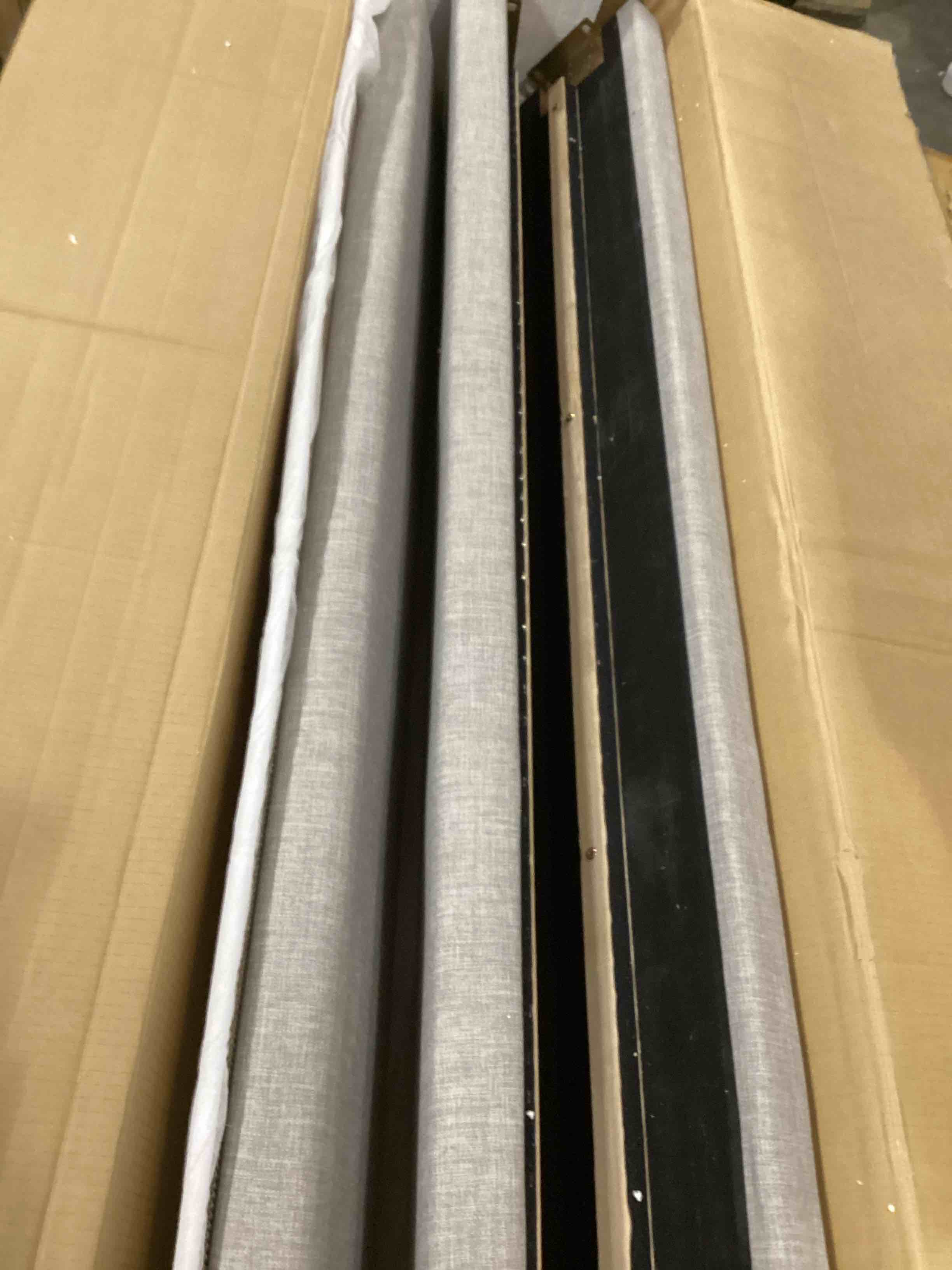 https://s3.amazonaws.com/lotting-images-prod/bidfta/YEL4085830_1710253997591.jpeg