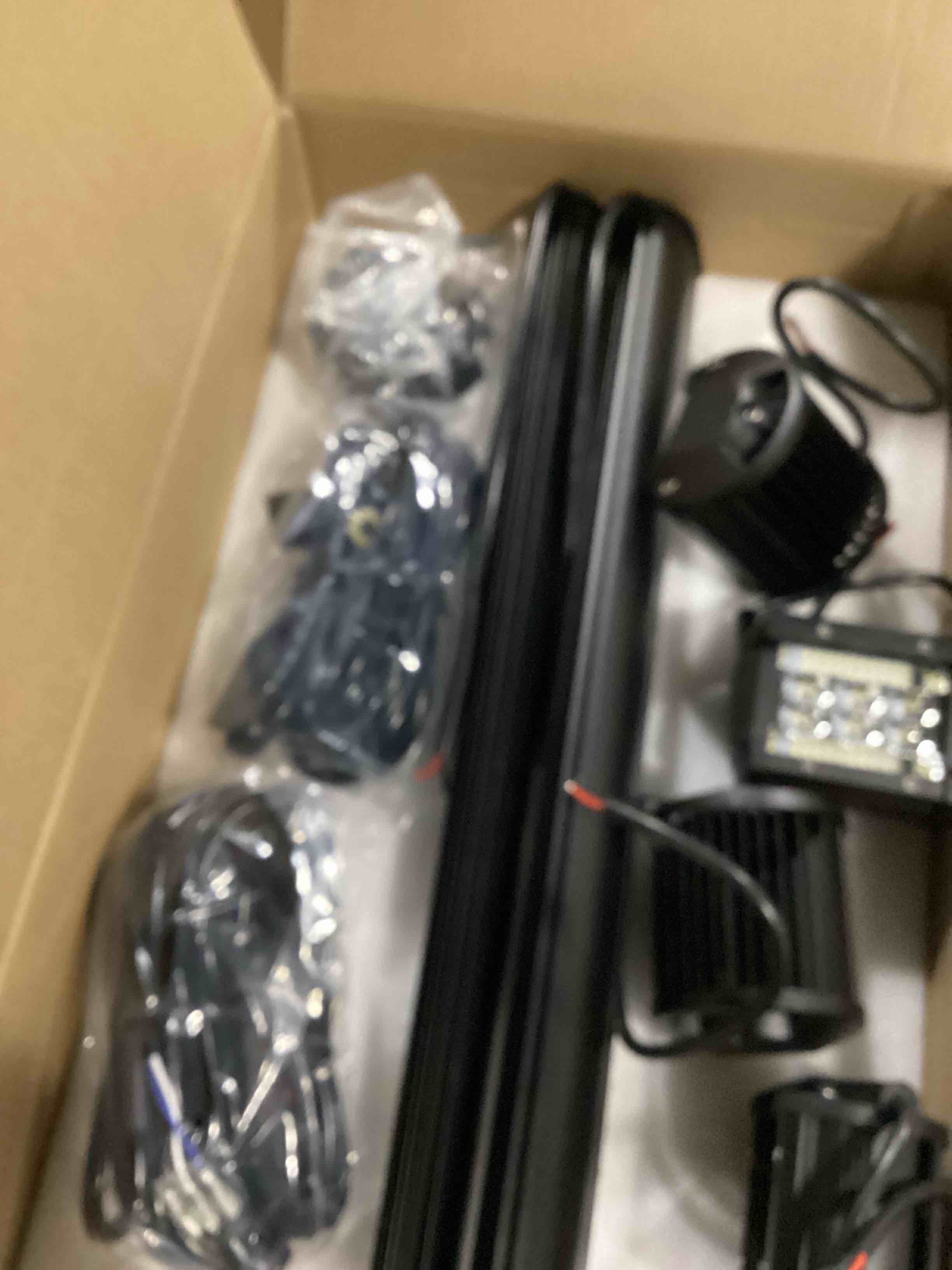 https://s3.amazonaws.com/lotting-images-prod/bidfta/YEL4087053_1710157574444.jpeg