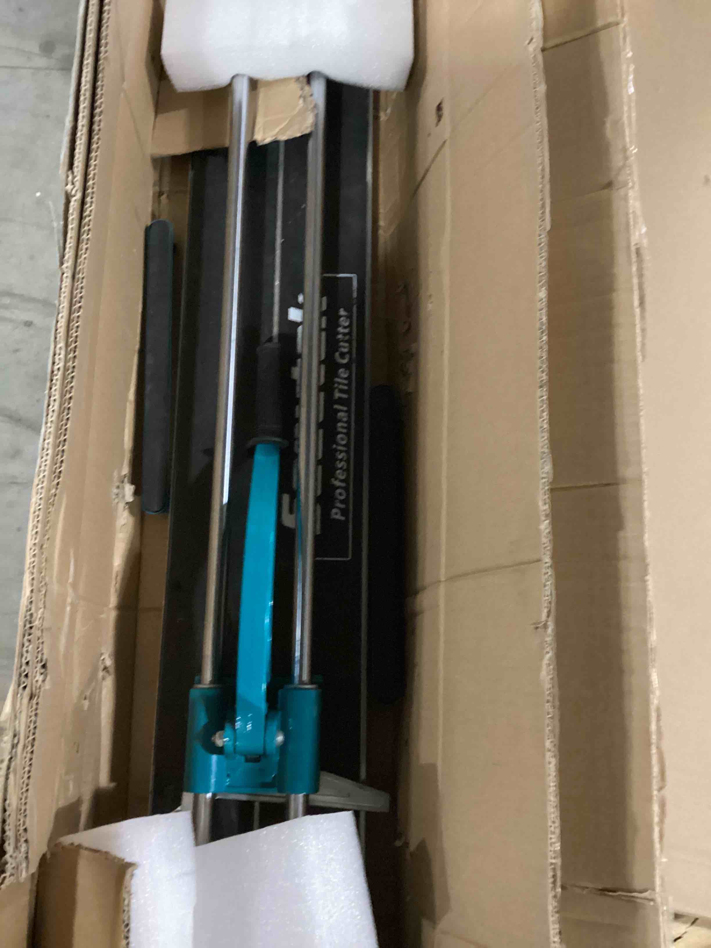 https://s3.amazonaws.com/lotting-images-prod/bidfta/YEL4087203_1710254916758.jpeg