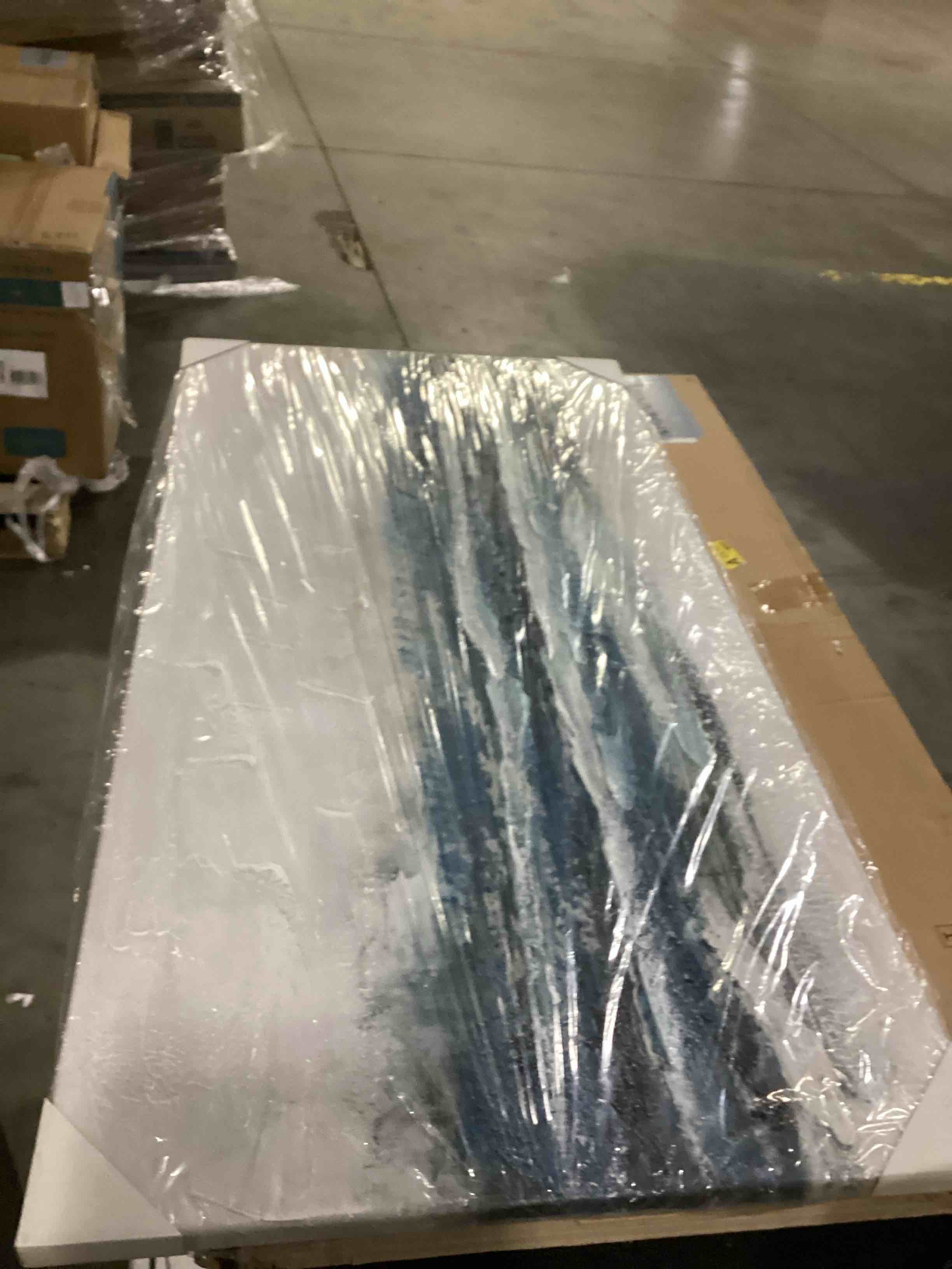 https://s3.amazonaws.com/lotting-images-prod/bidfta/YEL4087530_1710591483079.jpeg