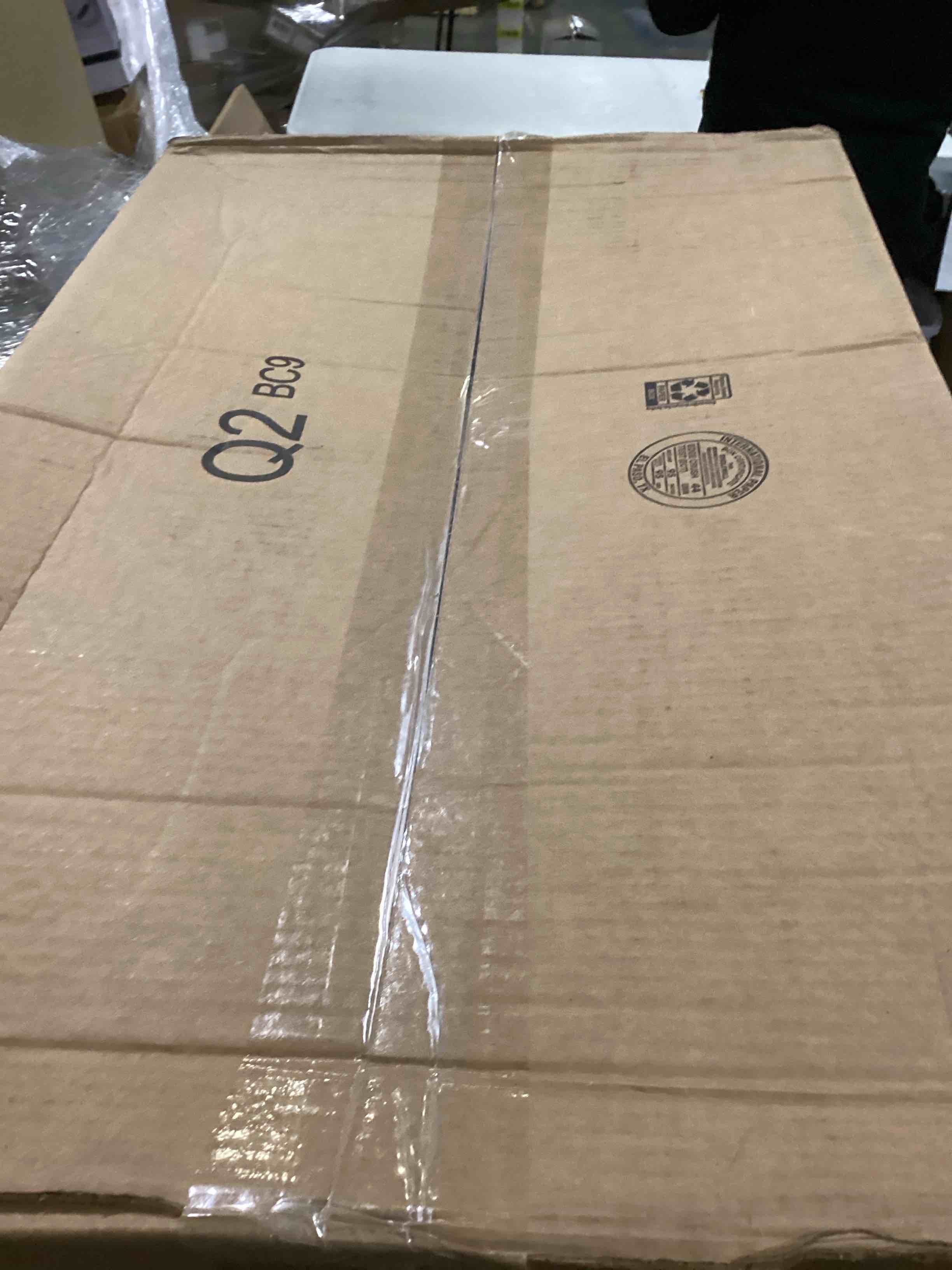https://s3.amazonaws.com/lotting-images-prod/bidfta/YEL4087631_1710766027123.jpeg