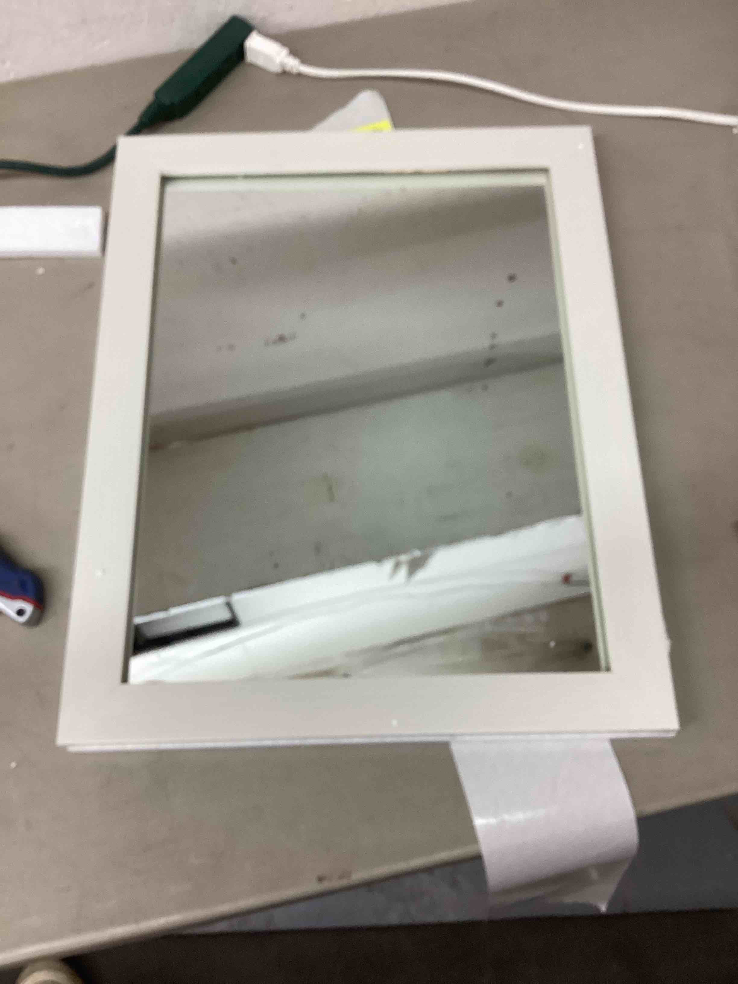https://s3.amazonaws.com/lotting-images-prod/bidfta/YEL4107738_1684883550167.jpeg