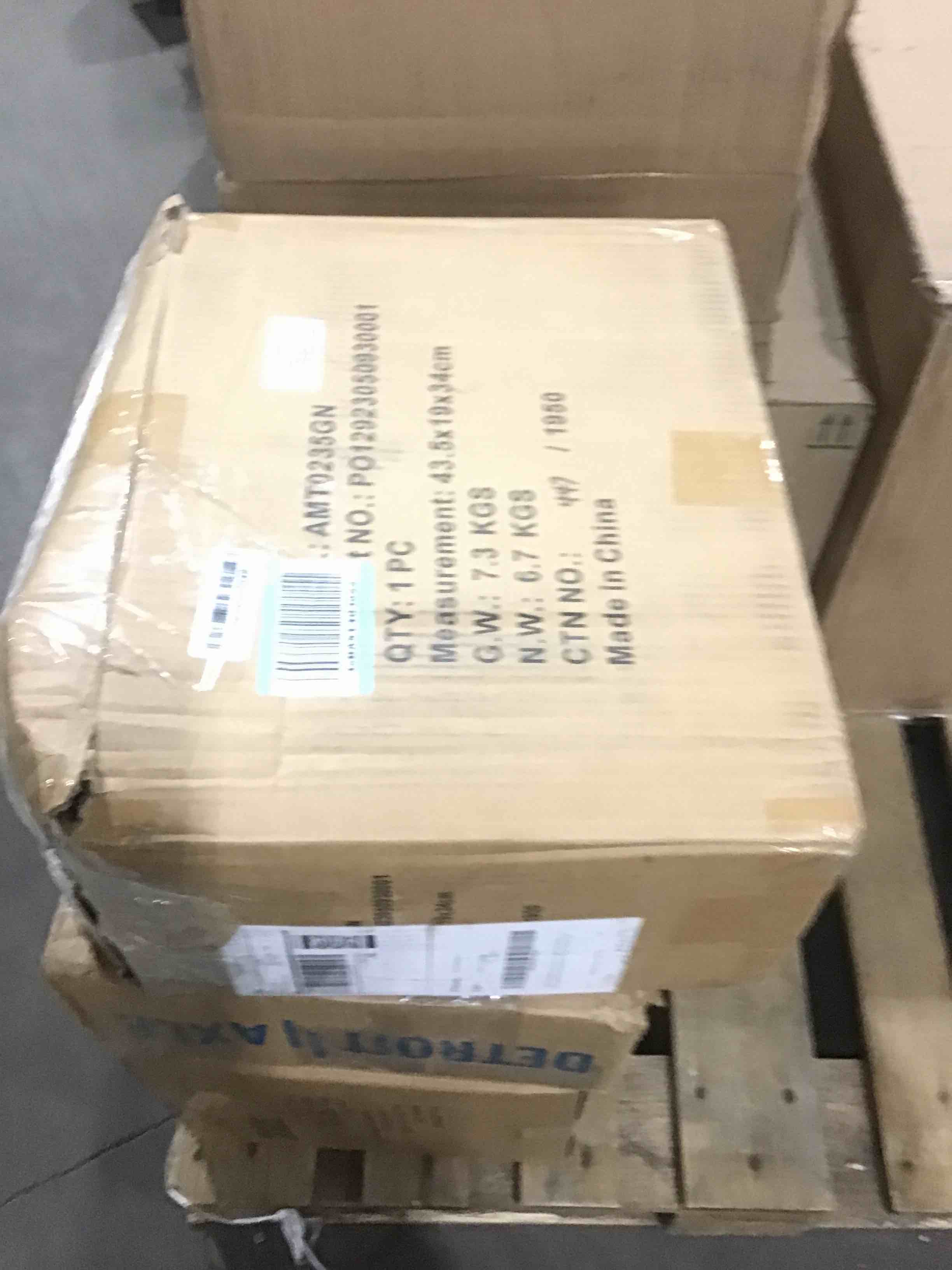 https://s3.amazonaws.com/lotting-images-prod/bidfta/YEL4137295_1705074286191.jpeg