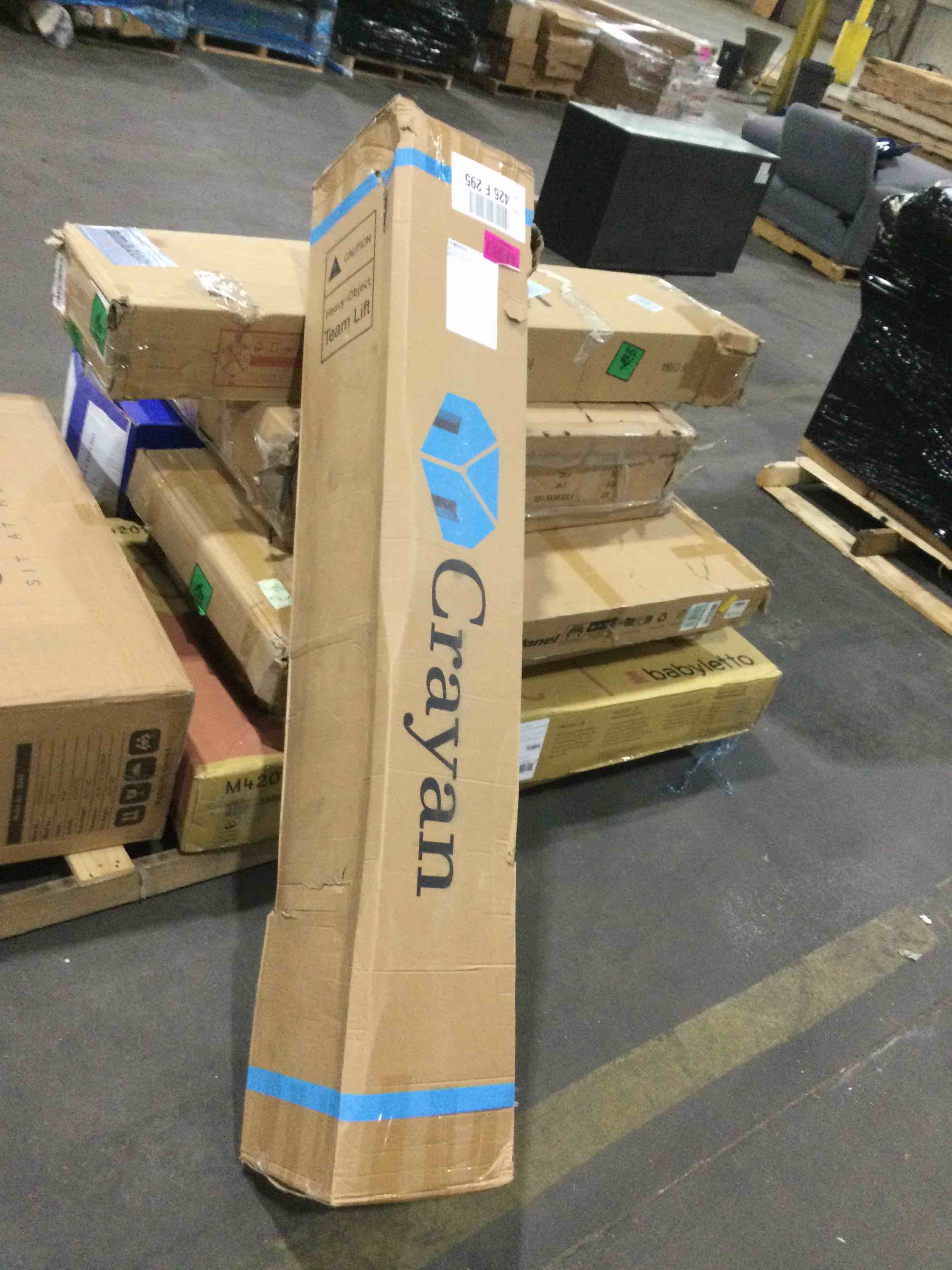 https://s3.amazonaws.com/lotting-images-prod/bidfta/YEL4137972_1702917597337.jpeg