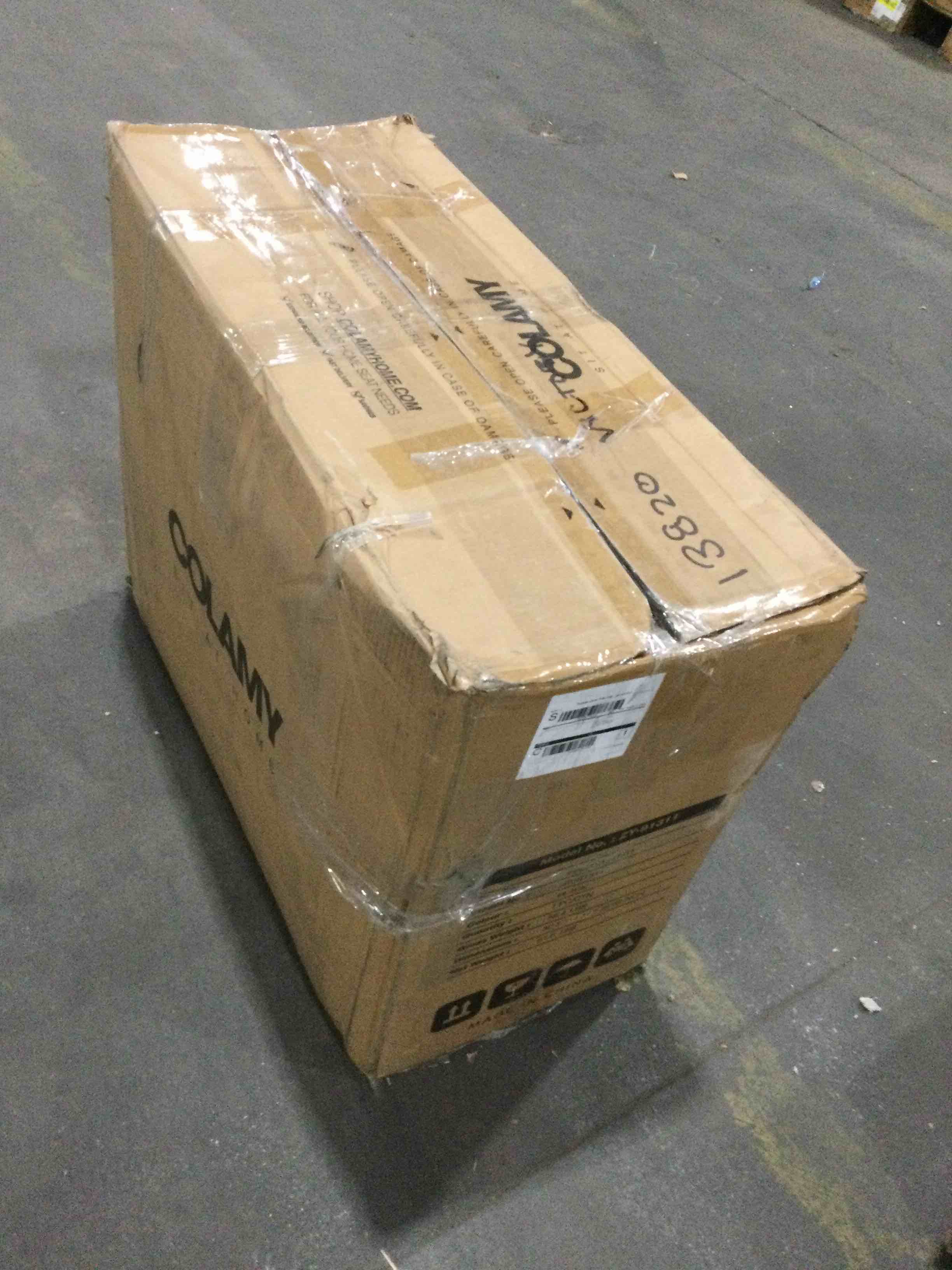 https://s3.amazonaws.com/lotting-images-prod/bidfta/YEL4137995_1702921167189.jpeg