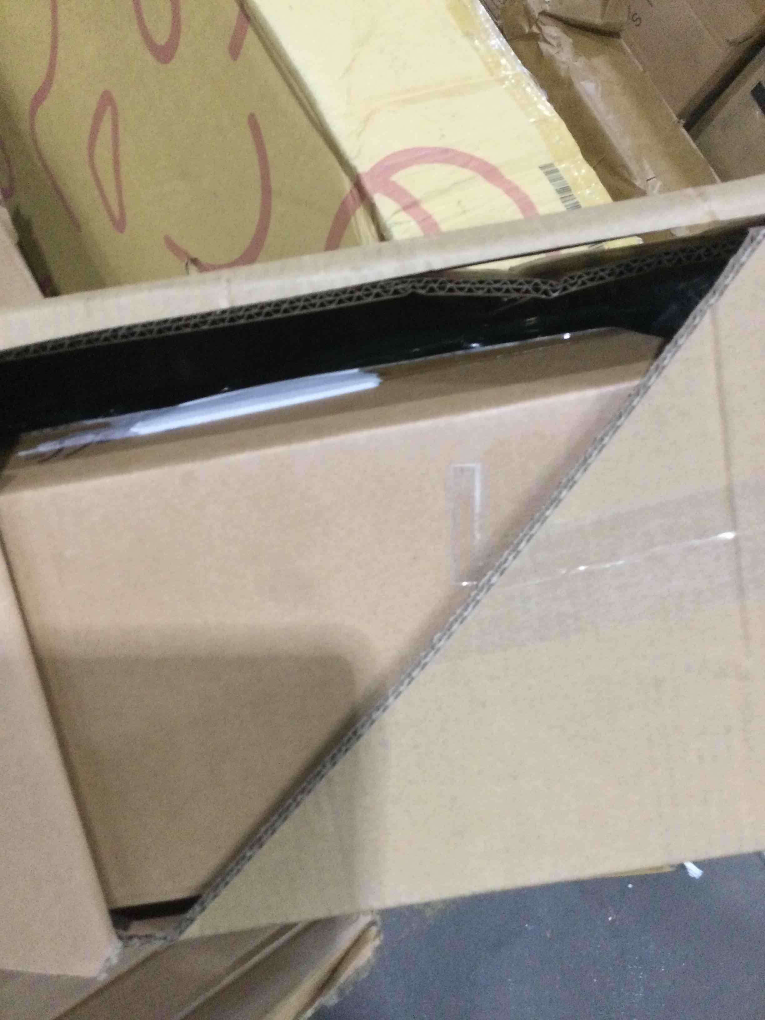 https://s3.amazonaws.com/lotting-images-prod/bidfta/YEL4137998_1702920567323.jpeg