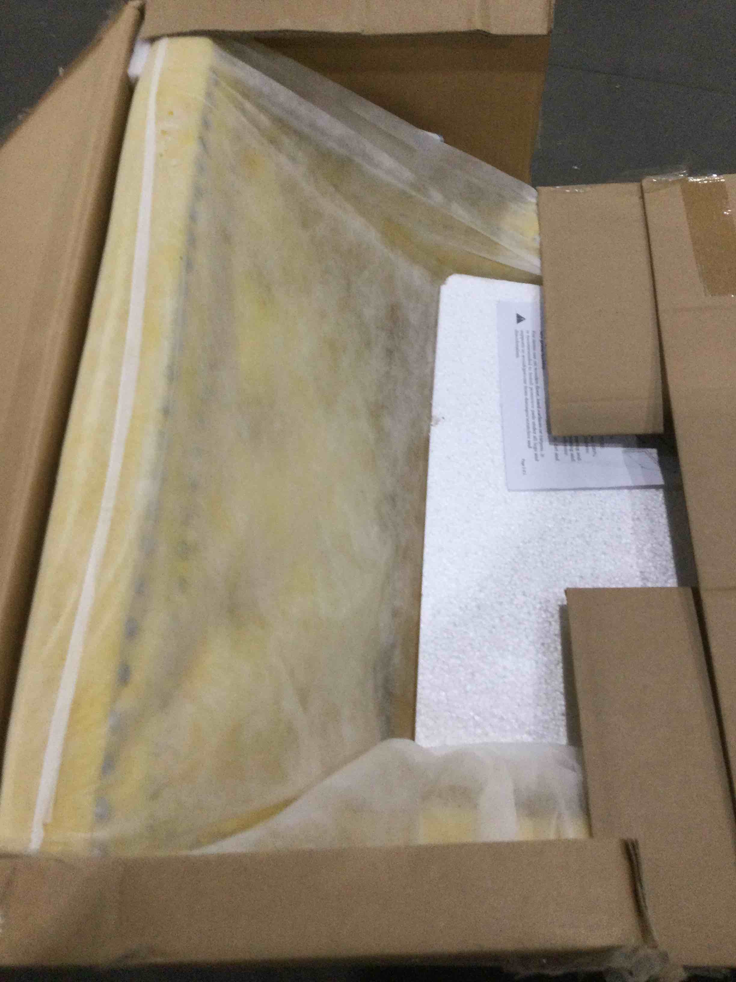 https://s3.amazonaws.com/lotting-images-prod/bidfta/YEL4138000_1702920208112.jpeg