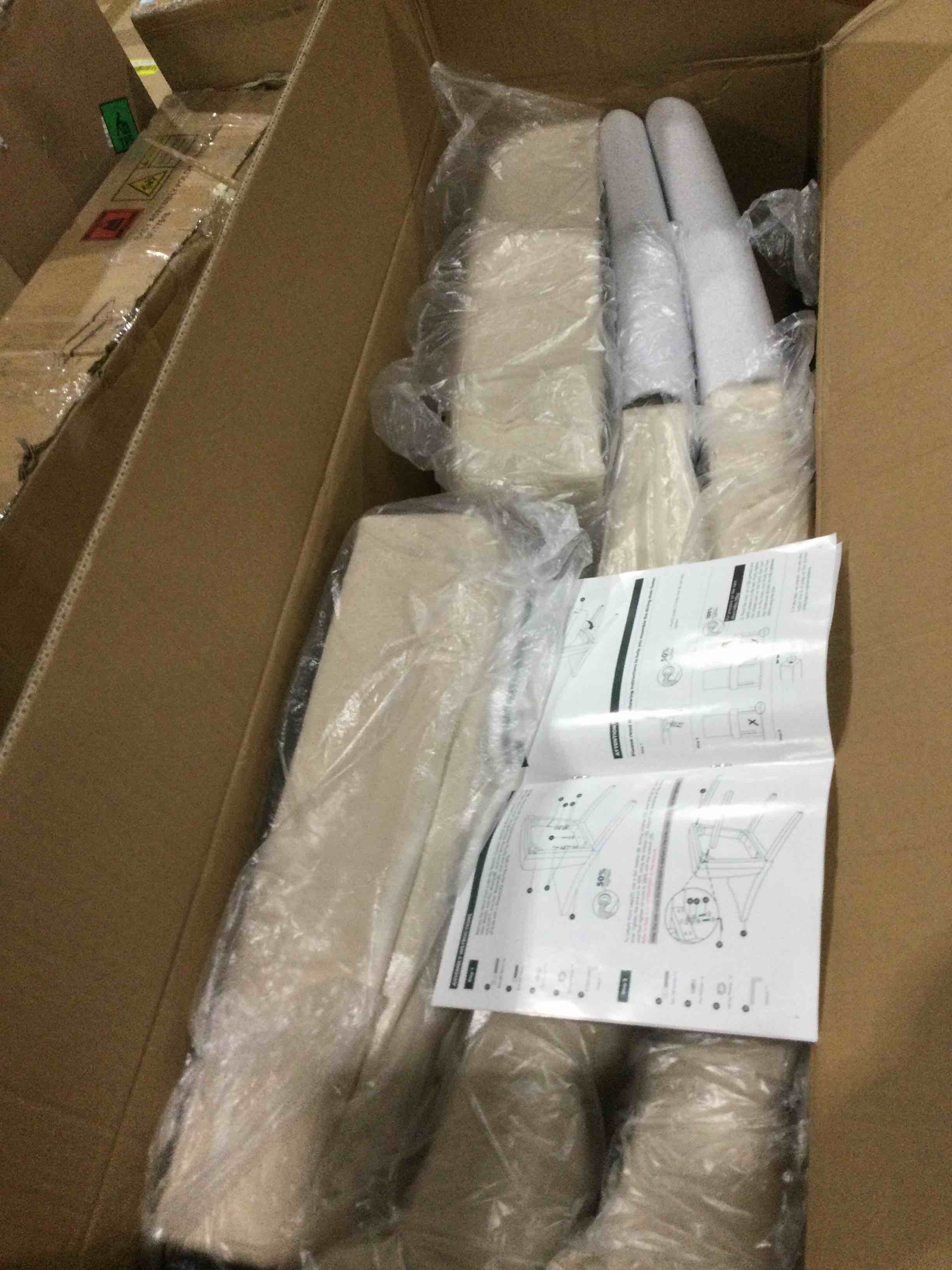 https://s3.amazonaws.com/lotting-images-prod/bidfta/YEL4138006_1702918350716.jpeg