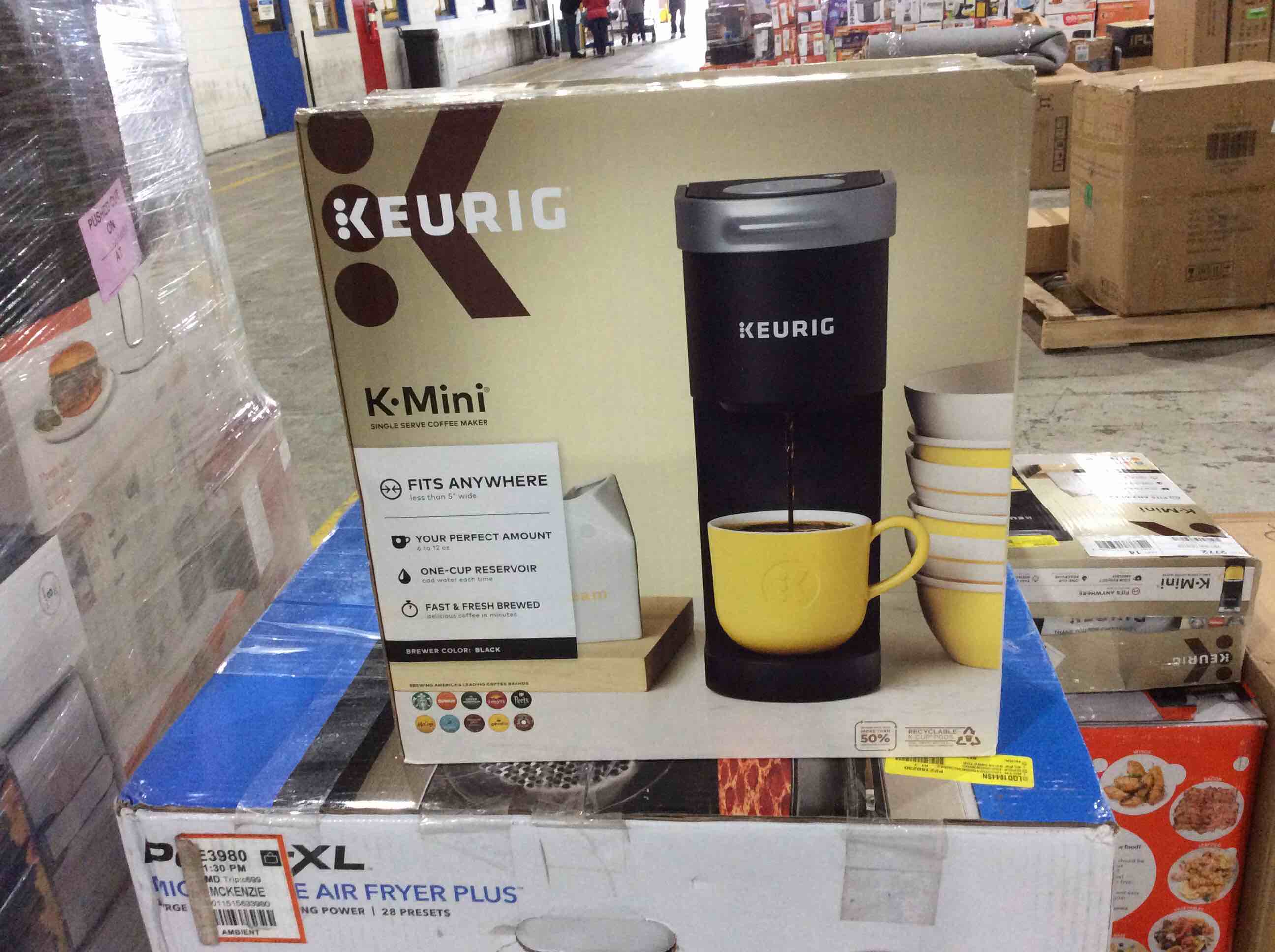 https://s3.amazonaws.com/lotting-images-prod/bidfta/YEL4138705_1706112979012.jpeg