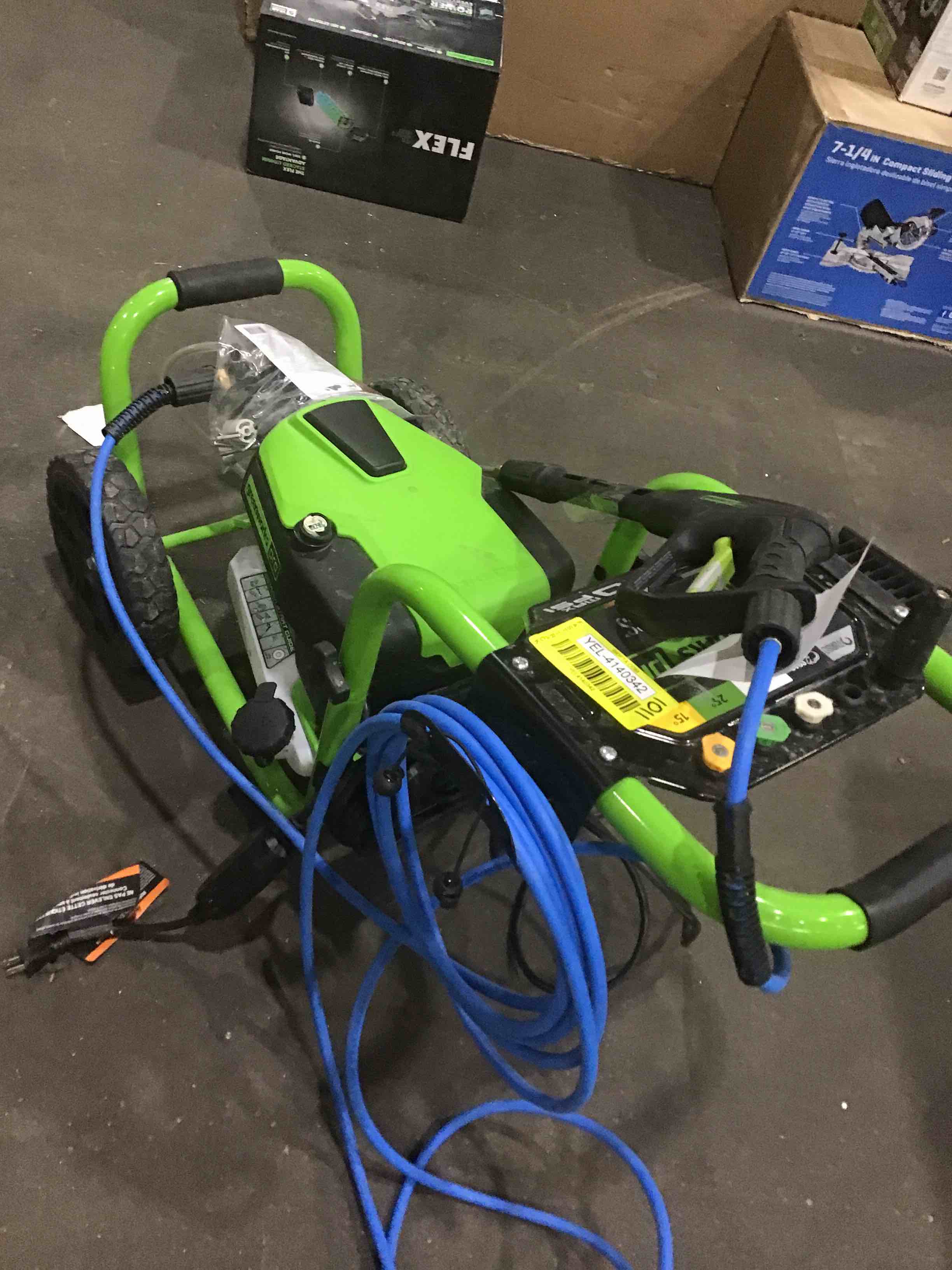 GREENWORKS PRESSURE WASHER