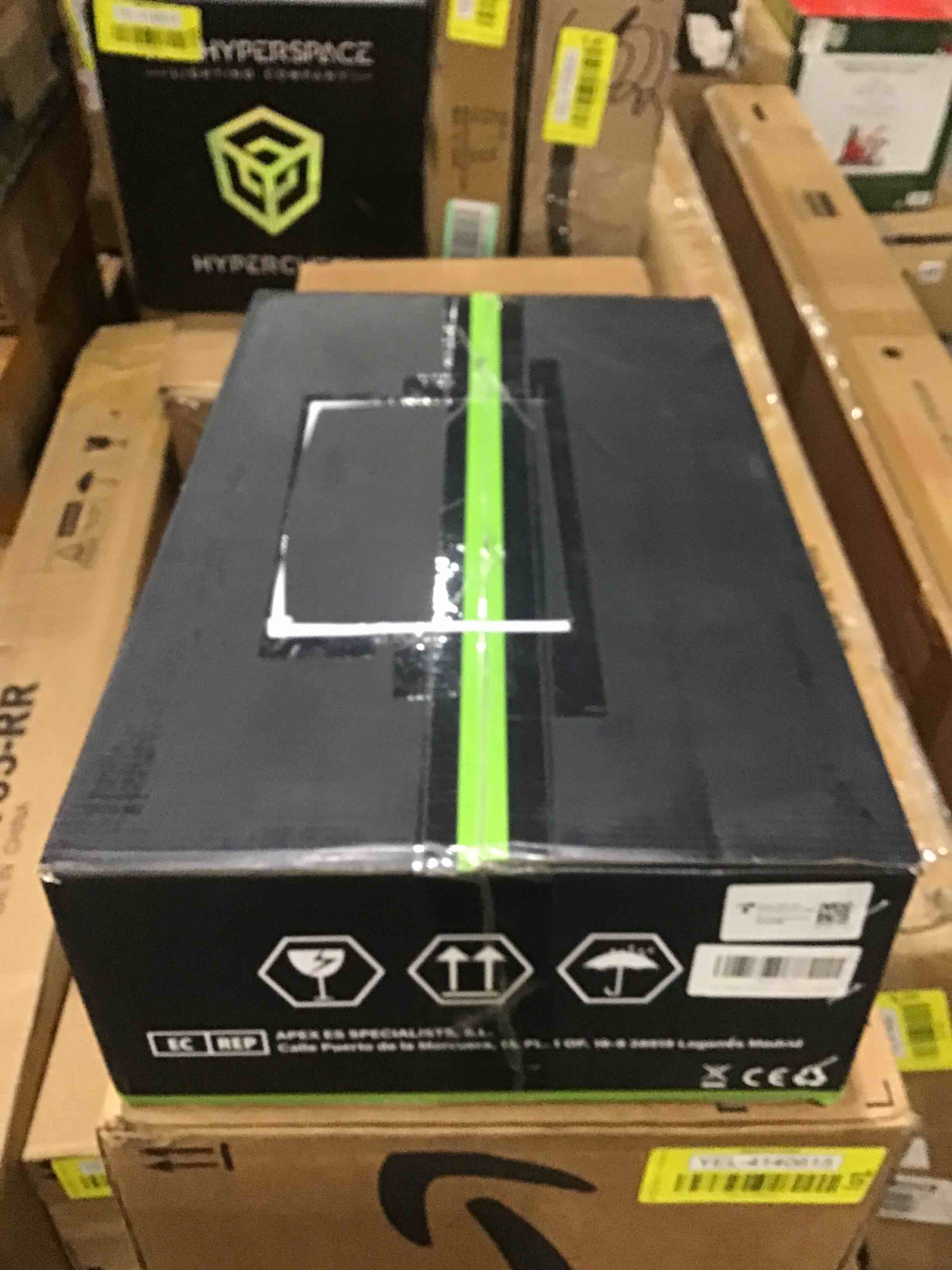 https://s3.amazonaws.com/lotting-images-prod/bidfta/YEL4140628_1705610525104.jpeg