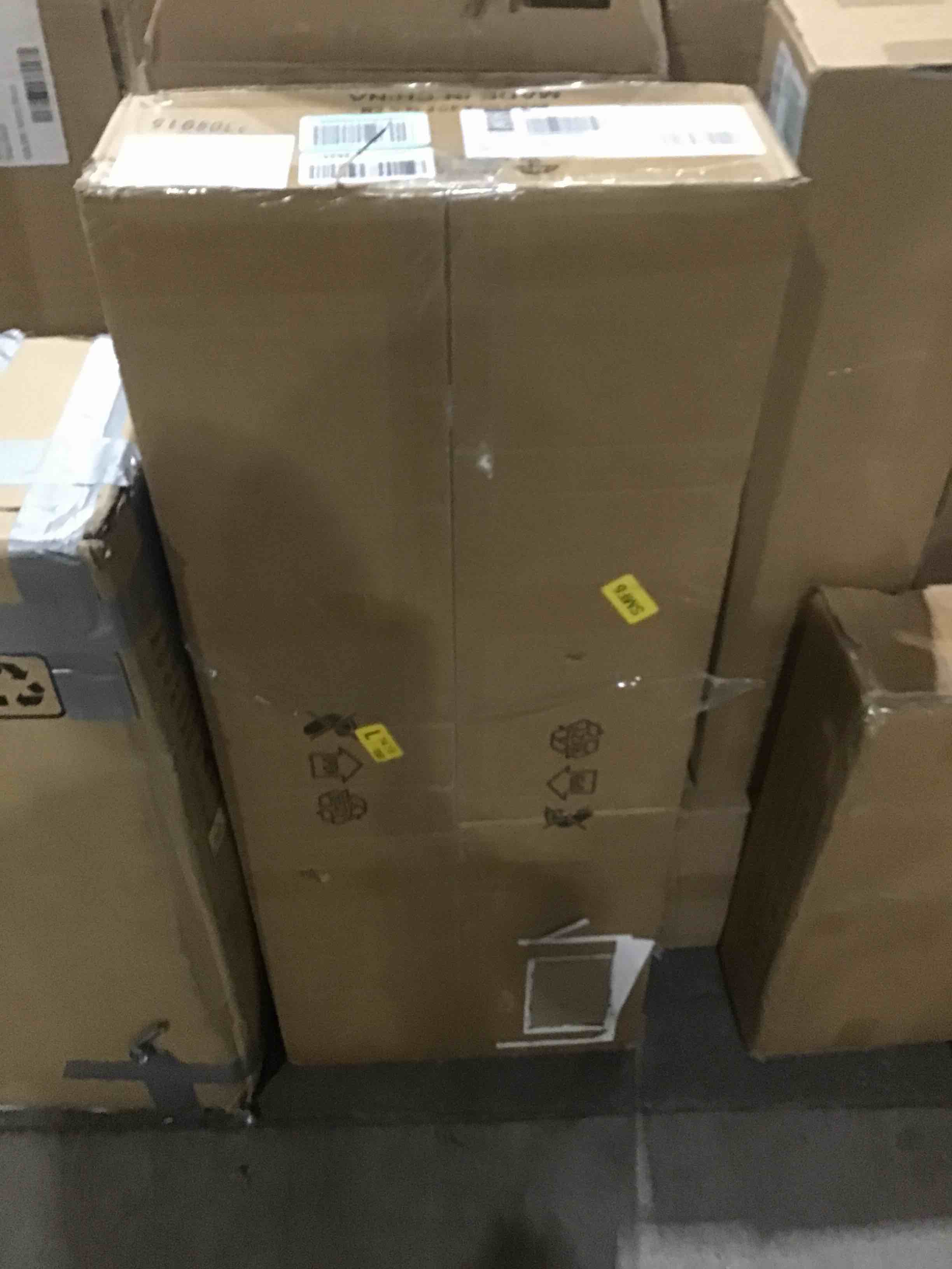 https://s3.amazonaws.com/lotting-images-prod/bidfta/YEL4140679_1705680851623.jpeg