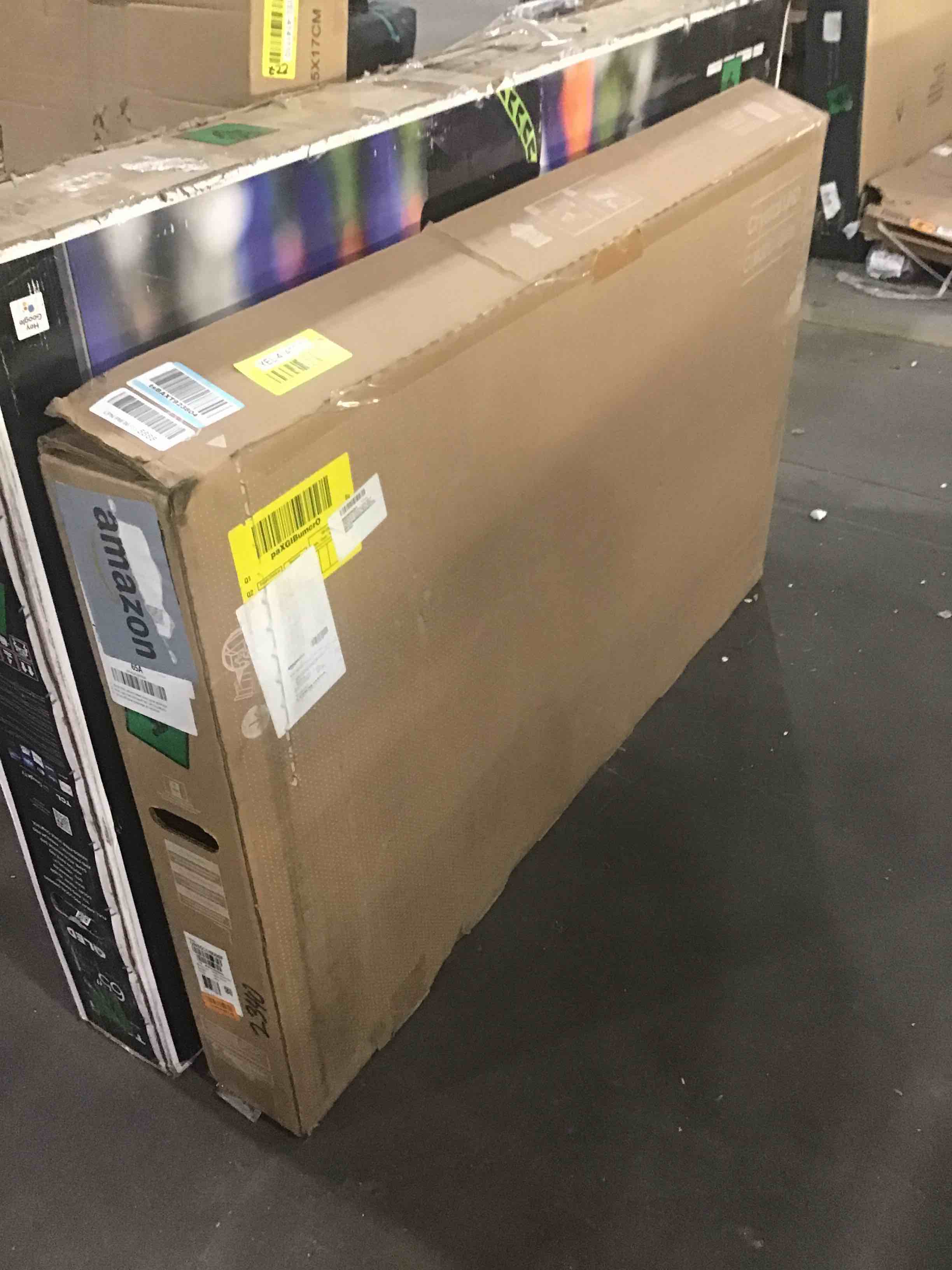 https://s3.amazonaws.com/lotting-images-prod/bidfta/YEL4141113_1706908745549.jpeg