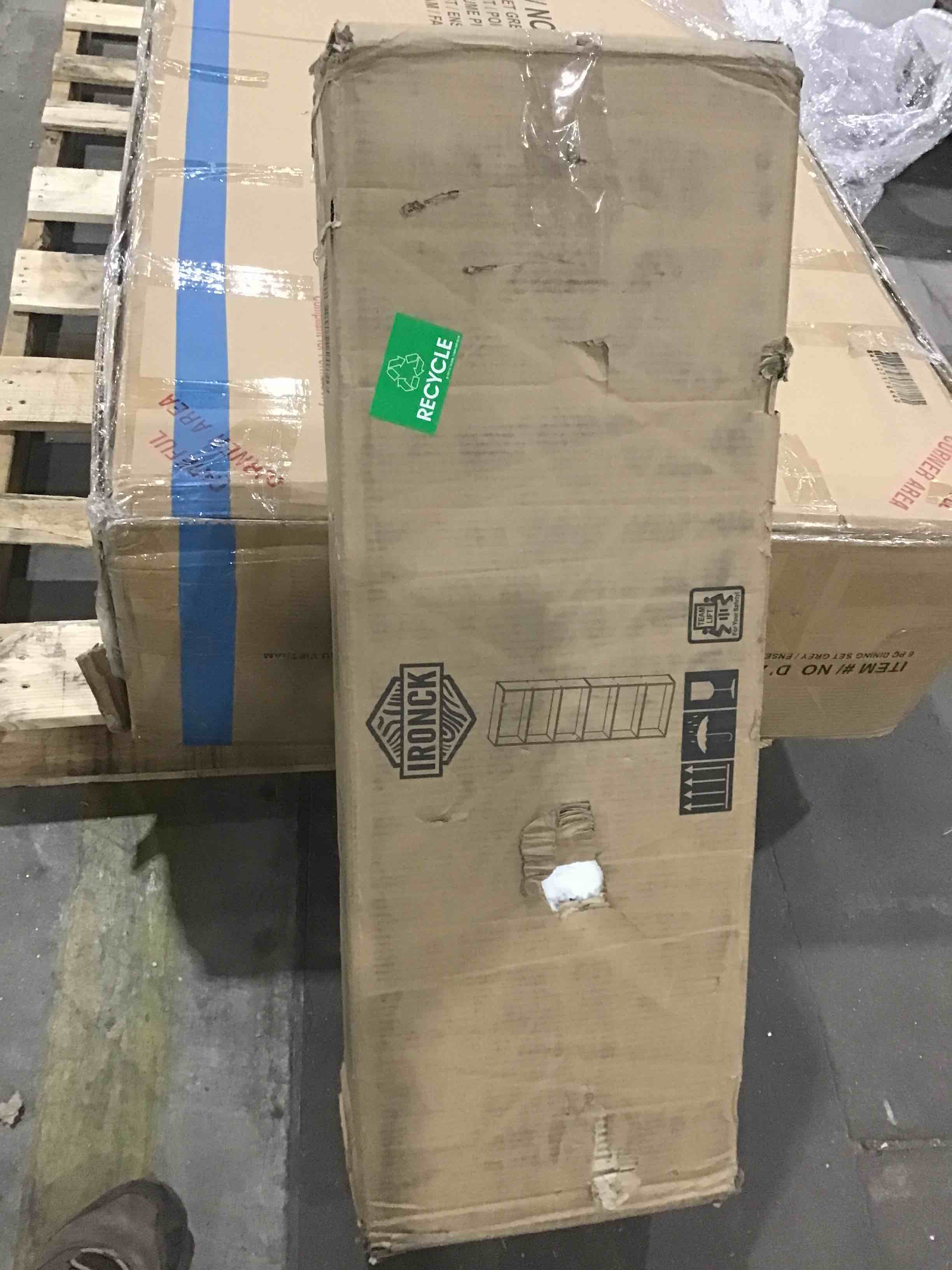 https://s3.amazonaws.com/lotting-images-prod/bidfta/YEL4141289_1707406242657.jpeg