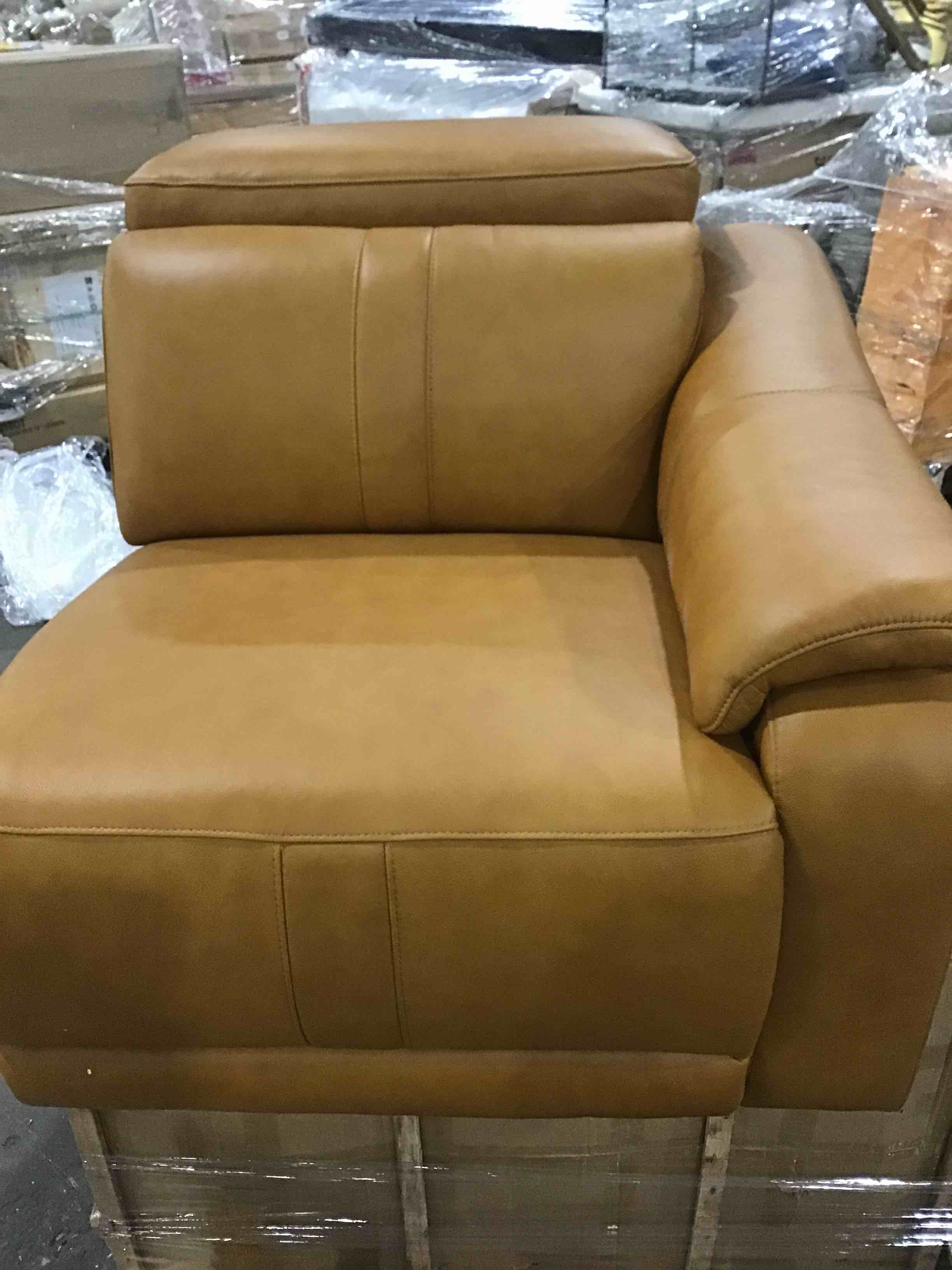 LEFT ARM FACING CONGAC LEATHER SECTION ( LEFT ARM SECTION ONLY! ) 