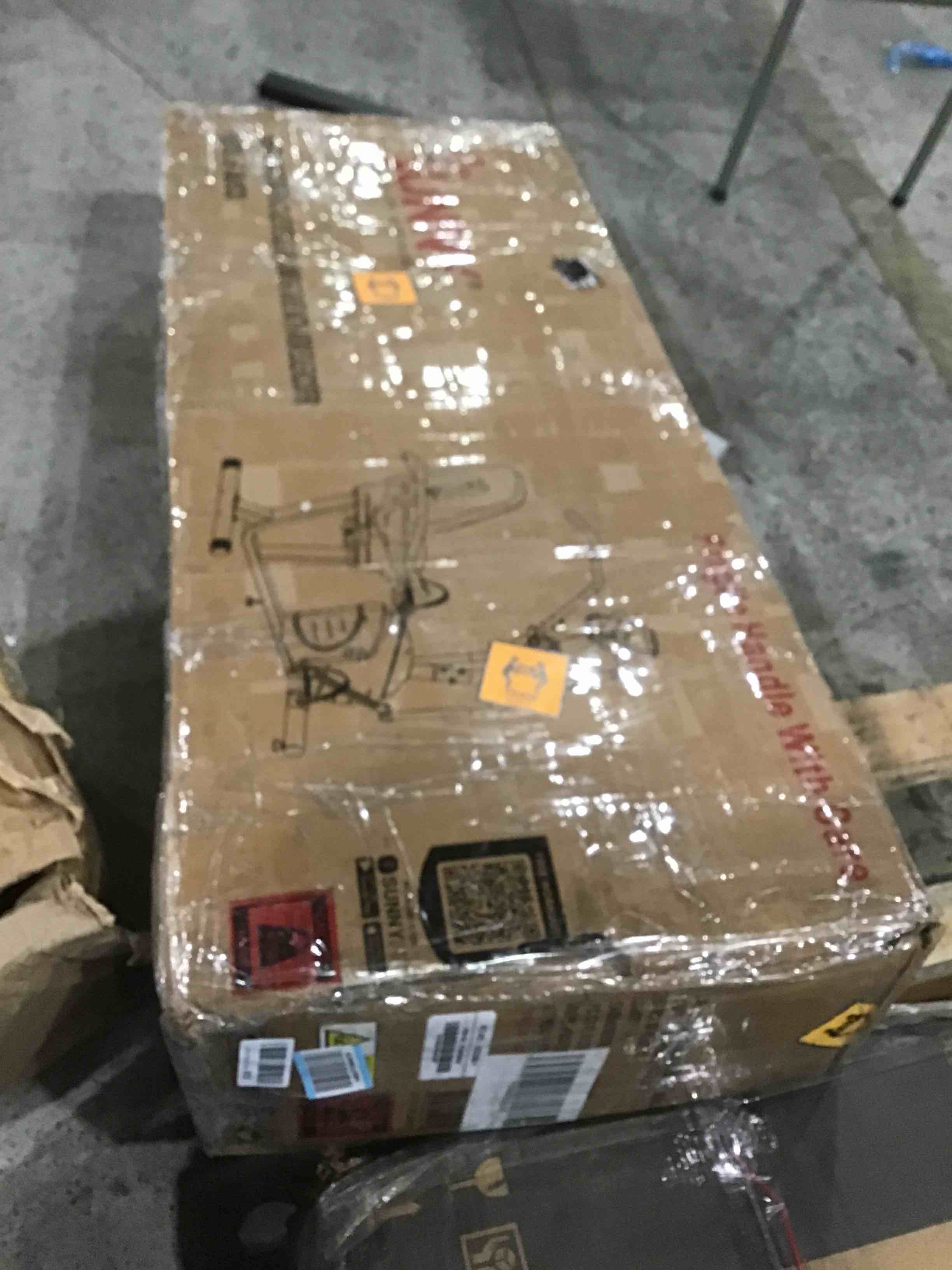 https://s3.amazonaws.com/lotting-images-prod/bidfta/YEL4141664_1708018972393.jpeg