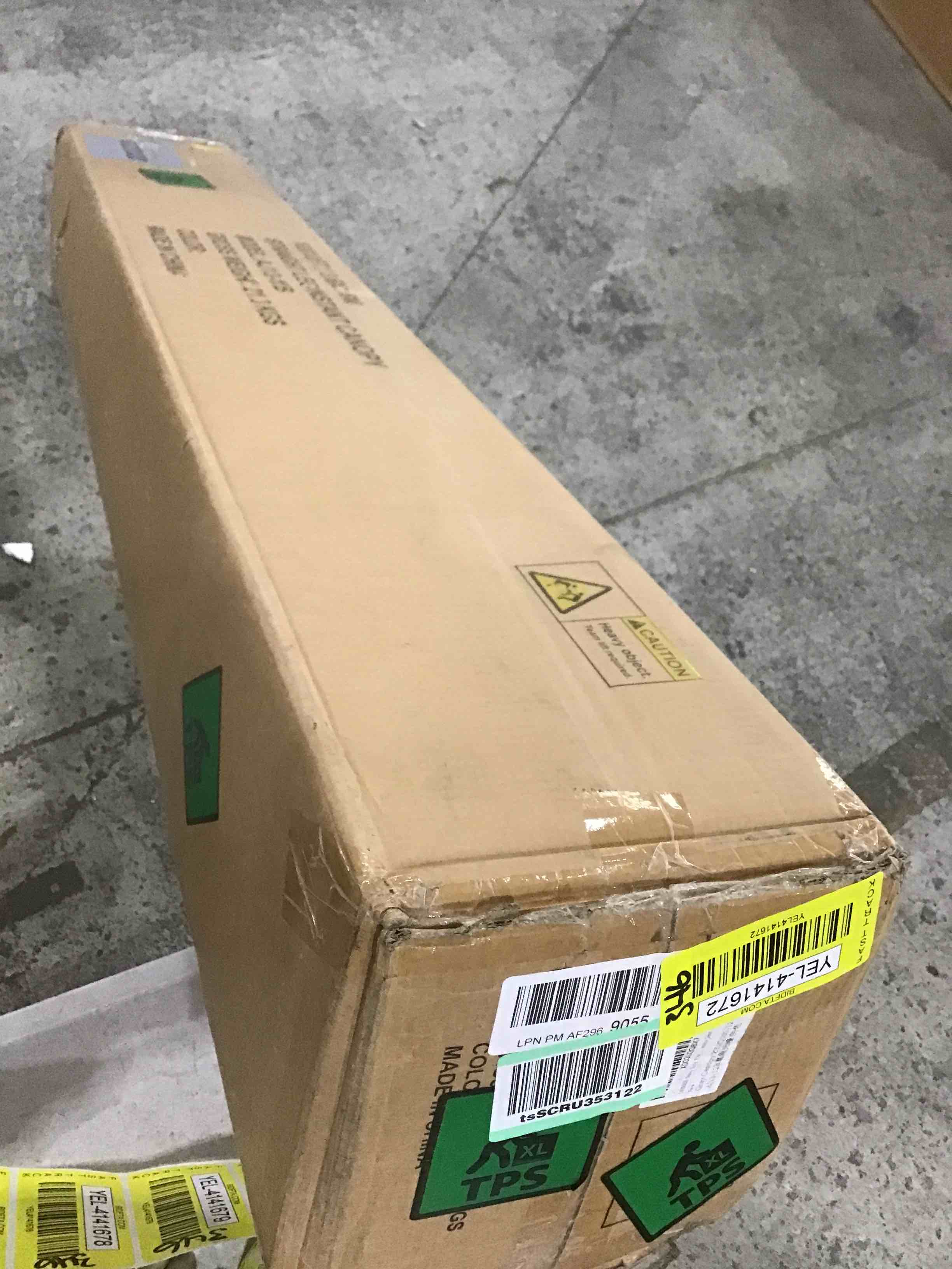https://s3.amazonaws.com/lotting-images-prod/bidfta/YEL4141672_1708023732601.jpeg