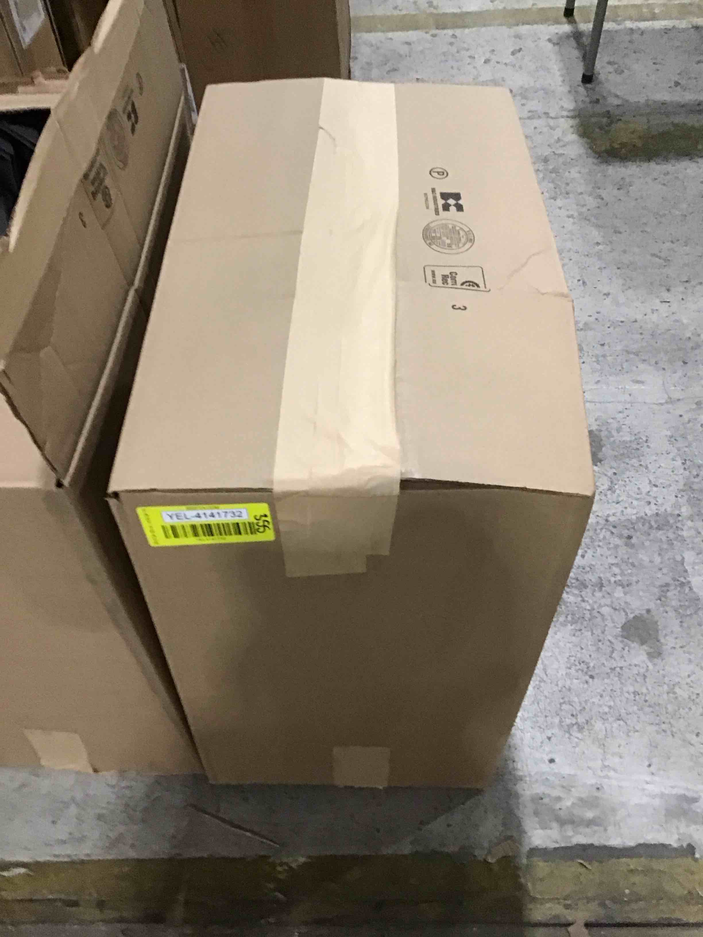 https://s3.amazonaws.com/lotting-images-prod/bidfta/YEL4141732_1708098534350.jpeg