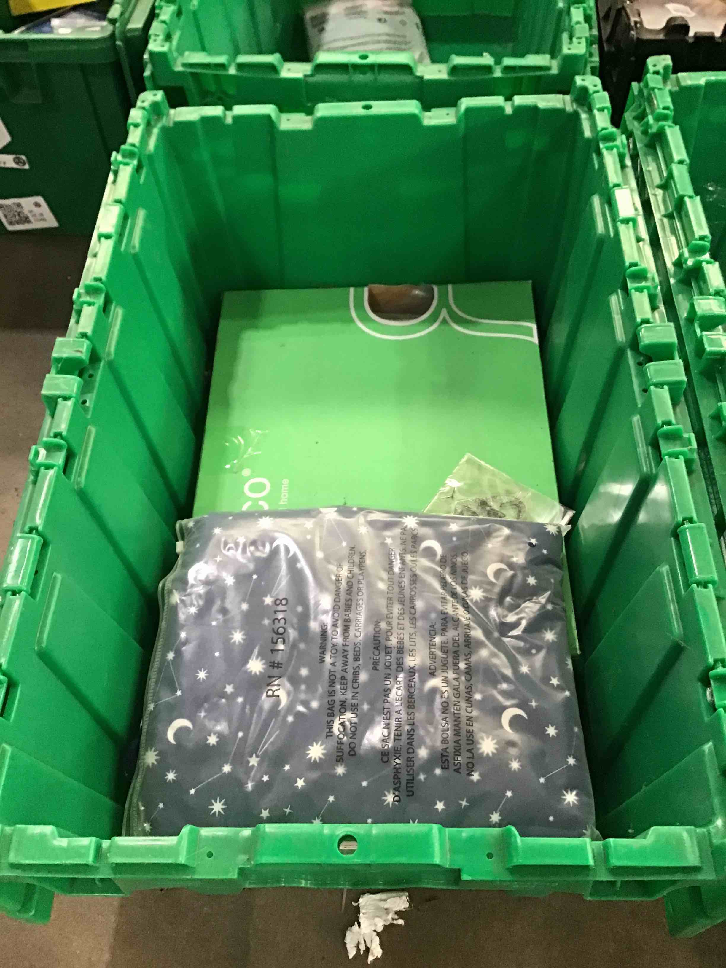 https://s3.amazonaws.com/lotting-images-prod/bidfta/YEL4142424_1697137223203.jpeg